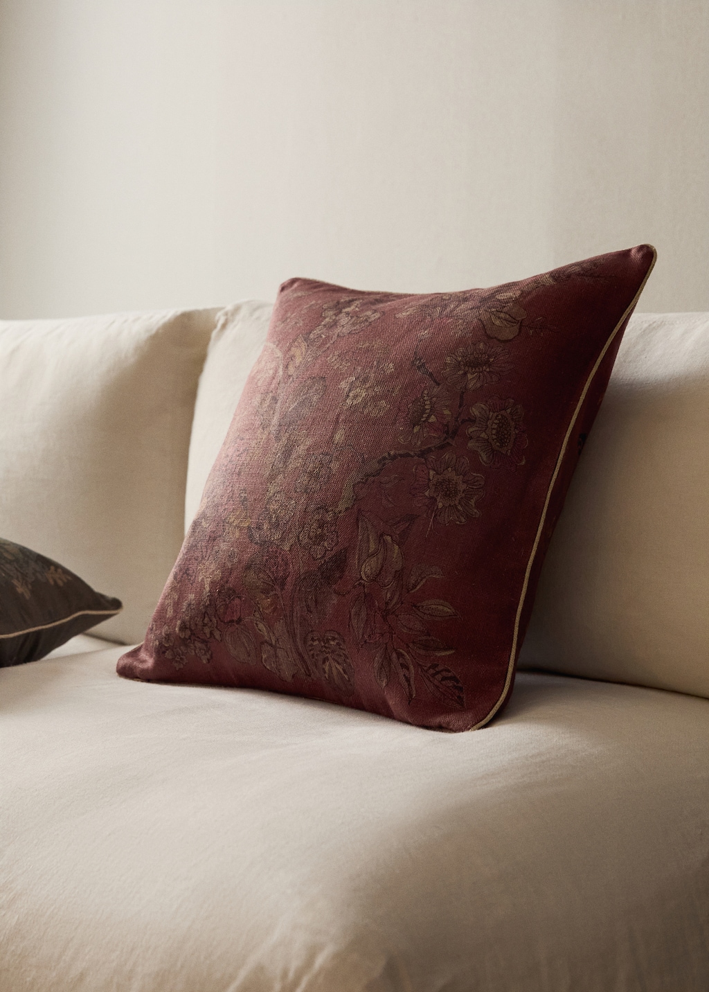 Linen floral-print cushion cover 50x50 cm