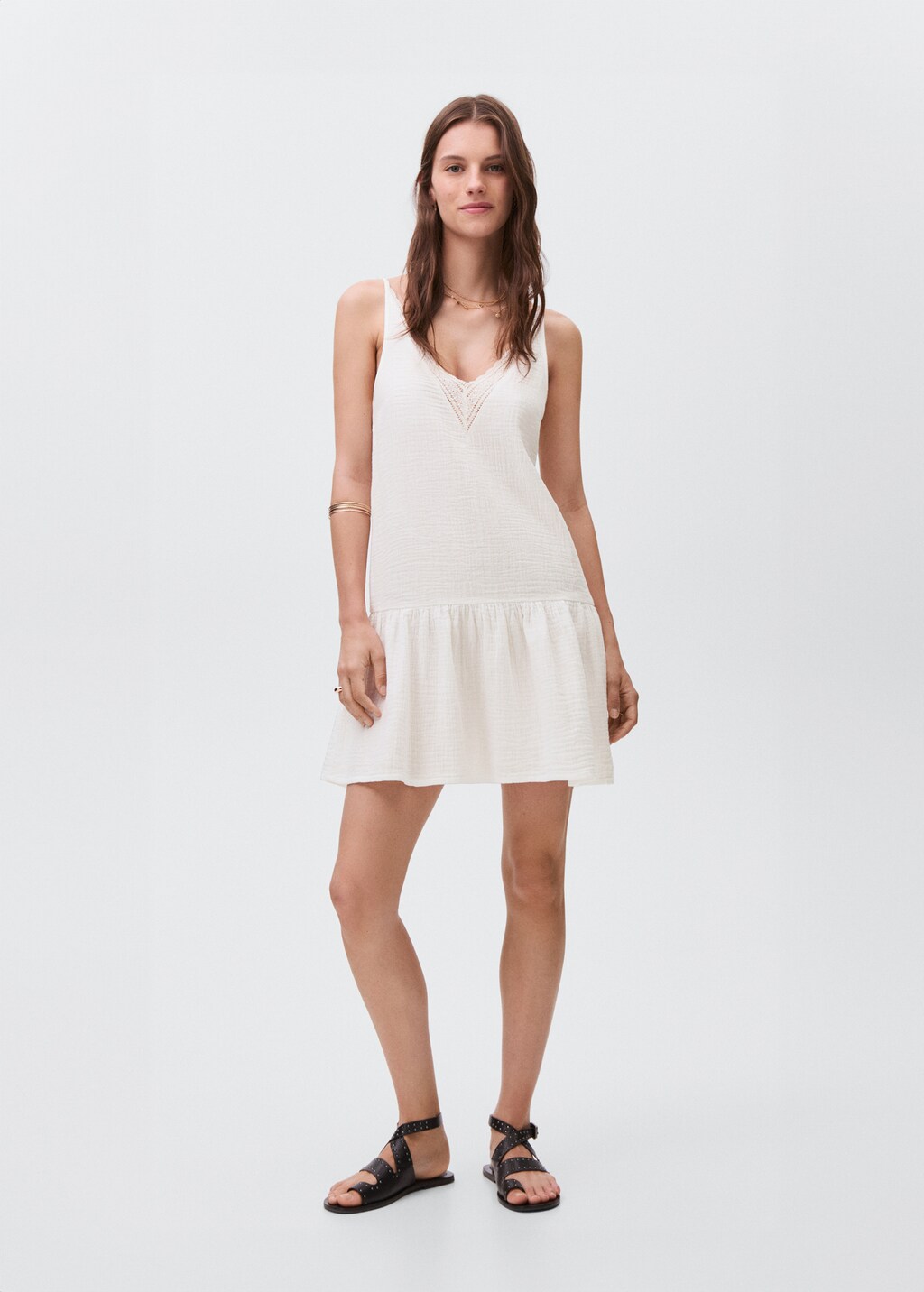 Dress with lace flounces