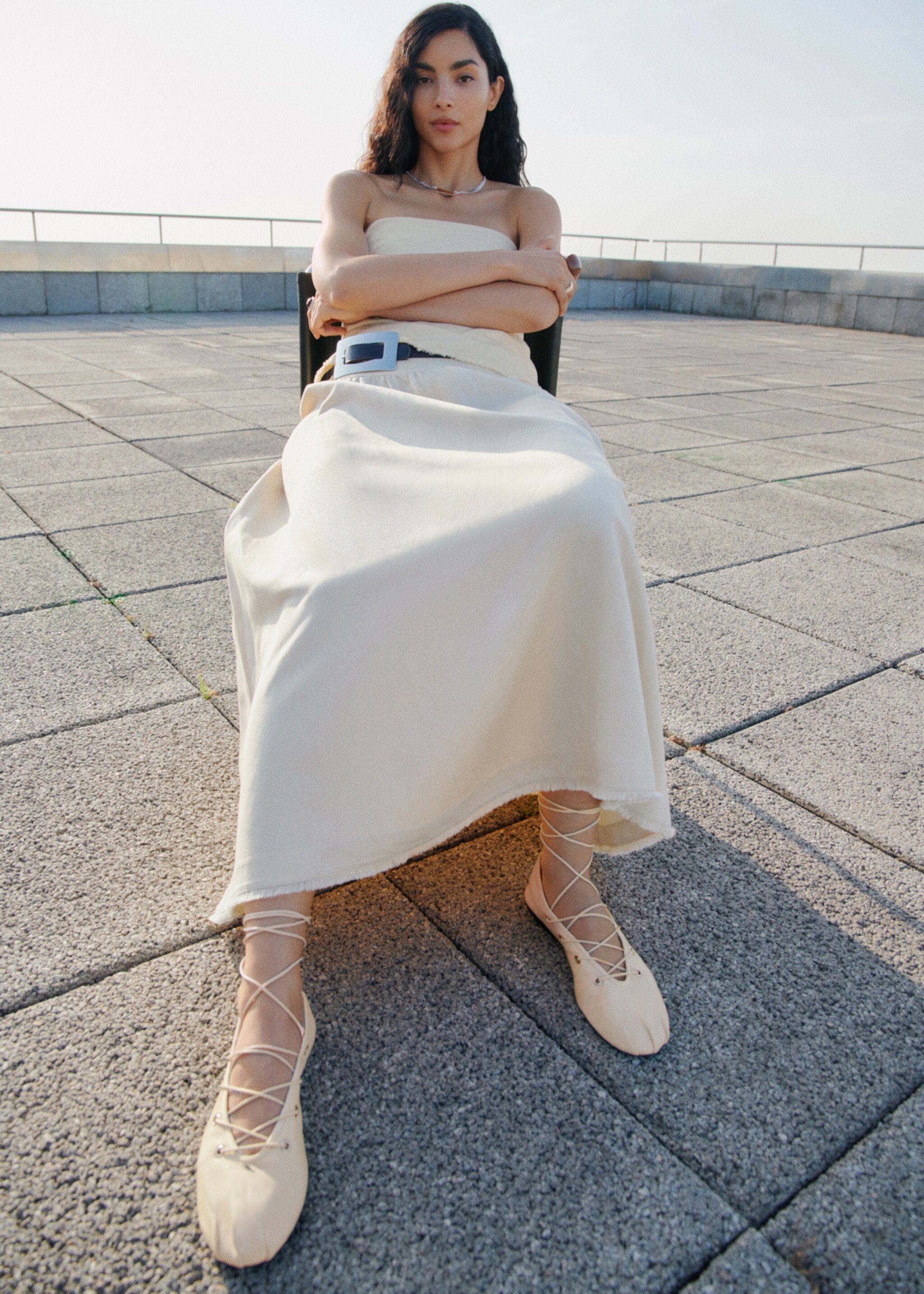 Leather ballet flats with crossed straps - General plane