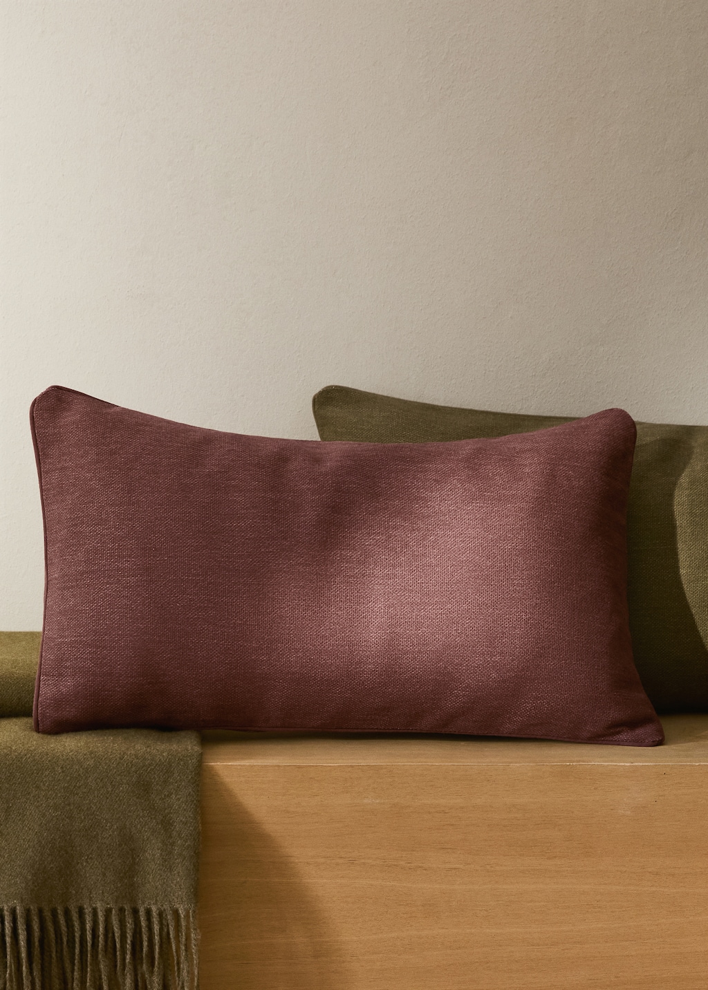 Piping cushion cover 30x50cm