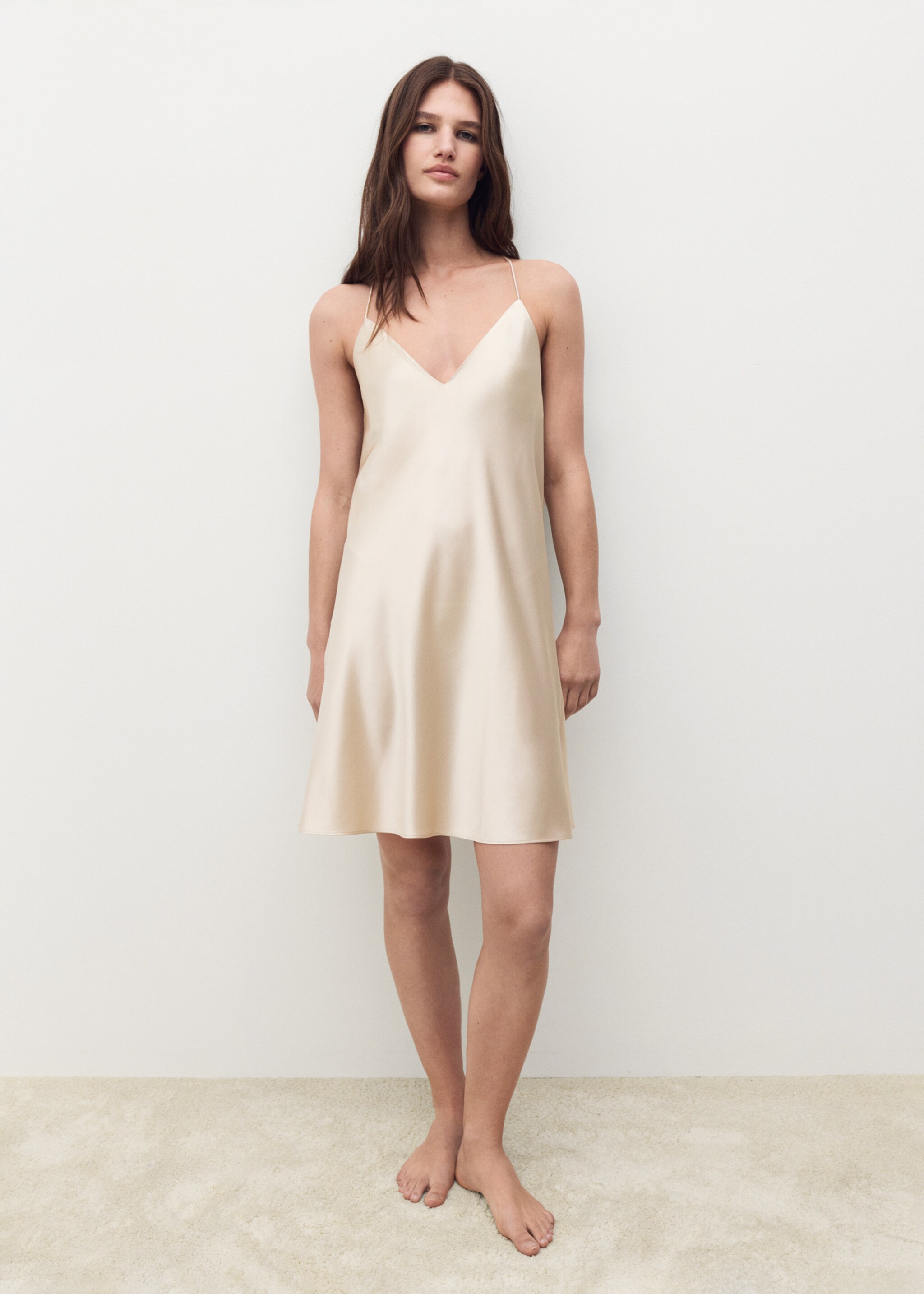Silk strapless nightgown - General plane