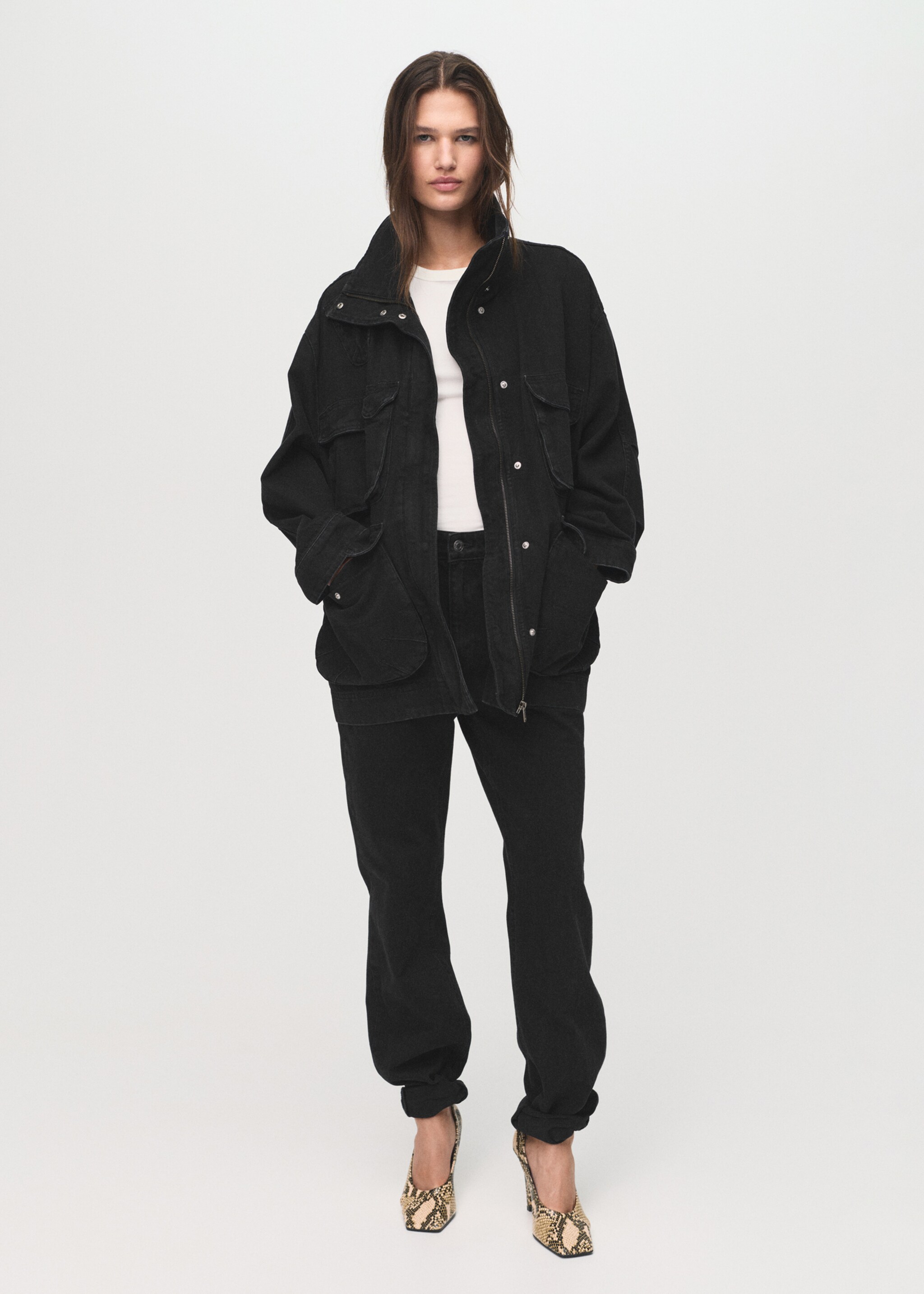 Parka vaquera oversize bolsillos - Plano general, Denim negro. Ref: 17054141-00.