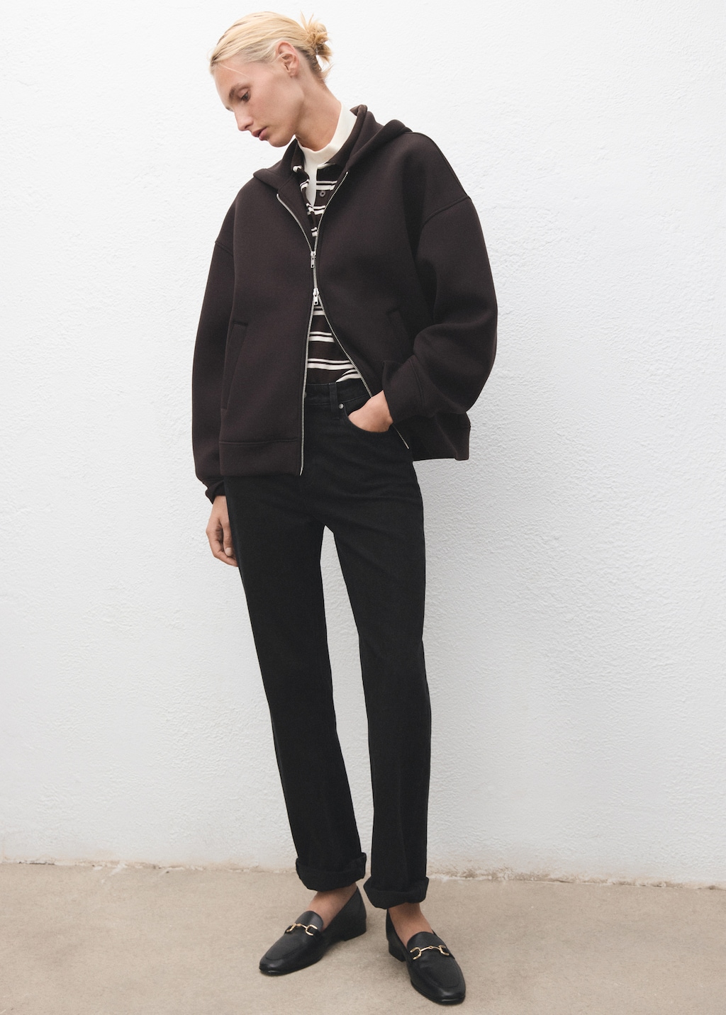 Buckle leather moccasins