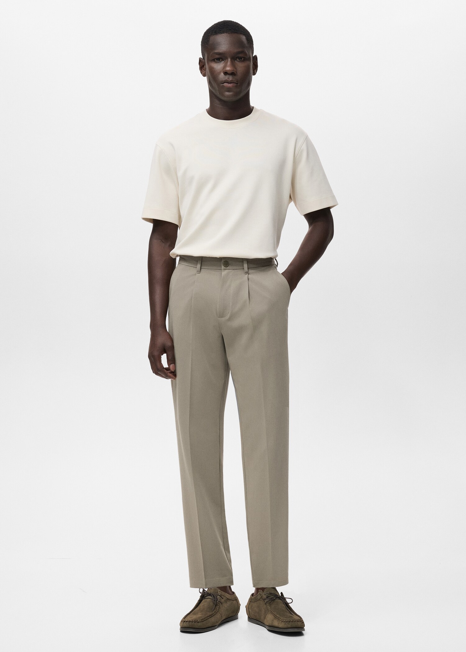 Pantalón recto fluido pinzas - Plano general