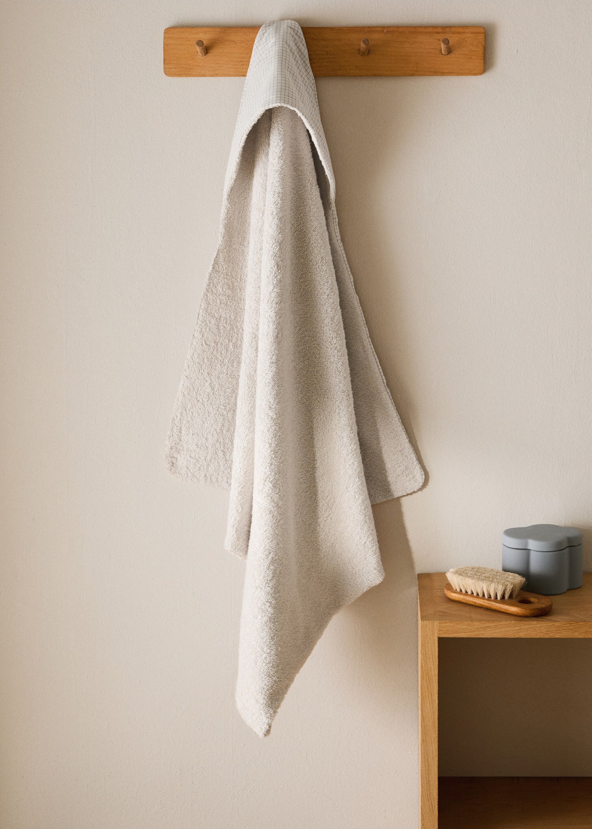 Children's bath towel, cotton with checkered detail - General plane