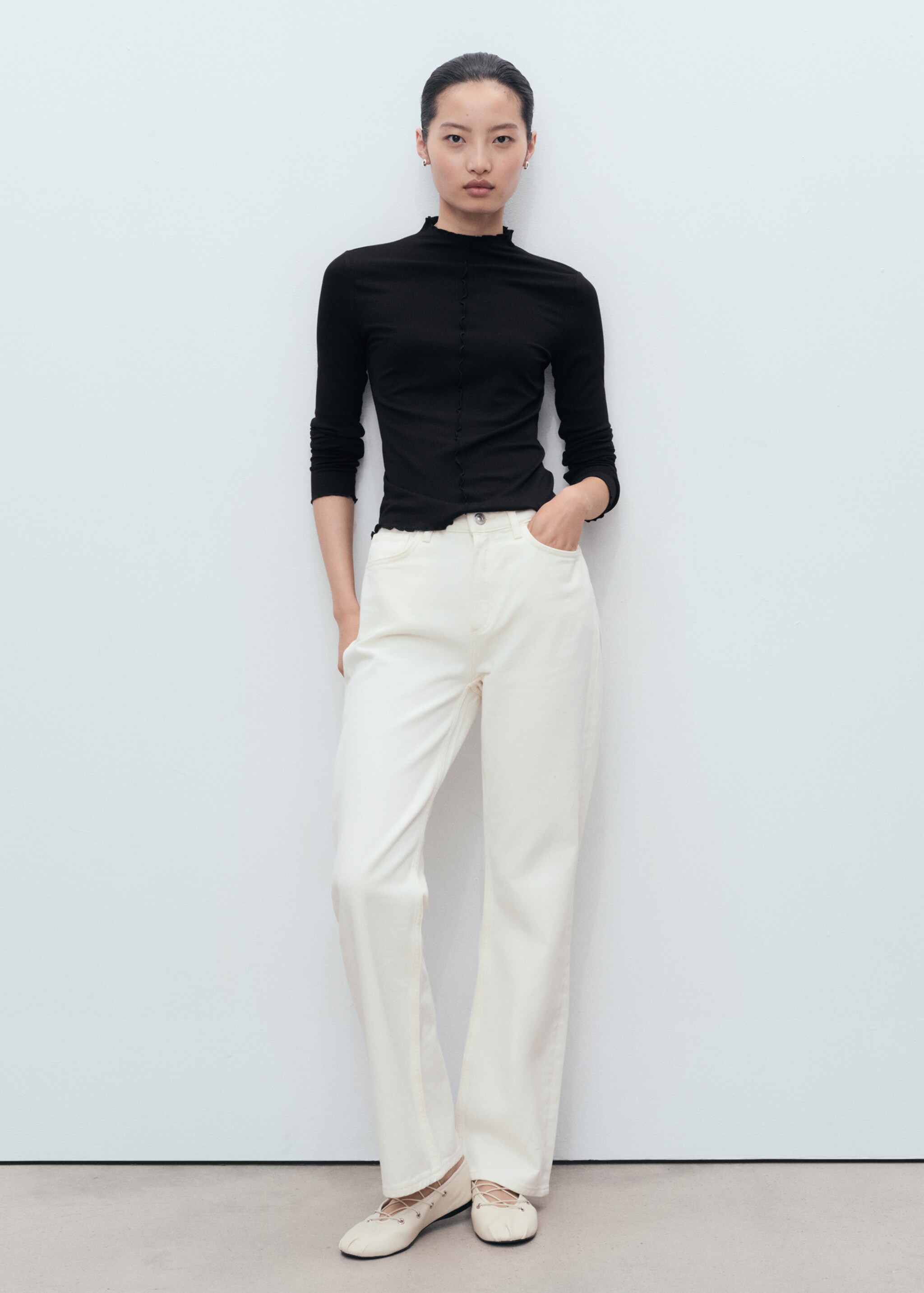 Ribbed T-shirt with scalloped finishes - General plane, Black. Ref: 17055798-00.