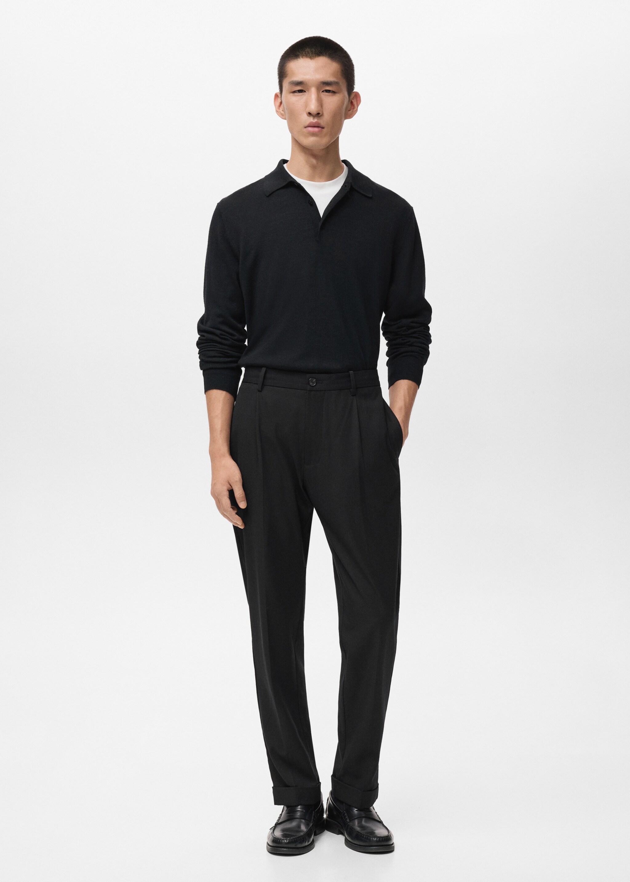 Regular-fit pleated trousers - General plane, Black. Ref: 17055968-00.