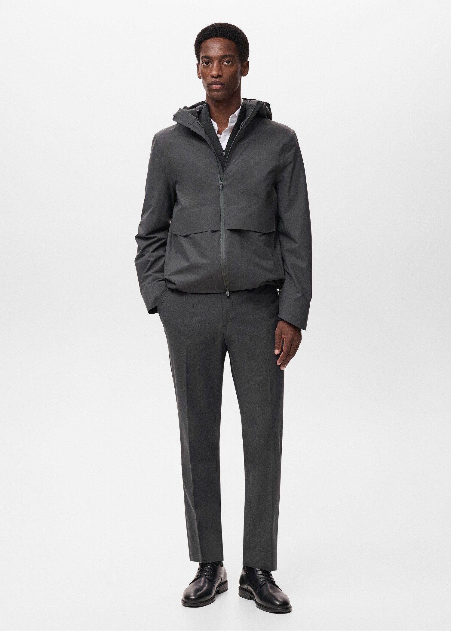 Slim-fit thermoregulating trousers - General plane