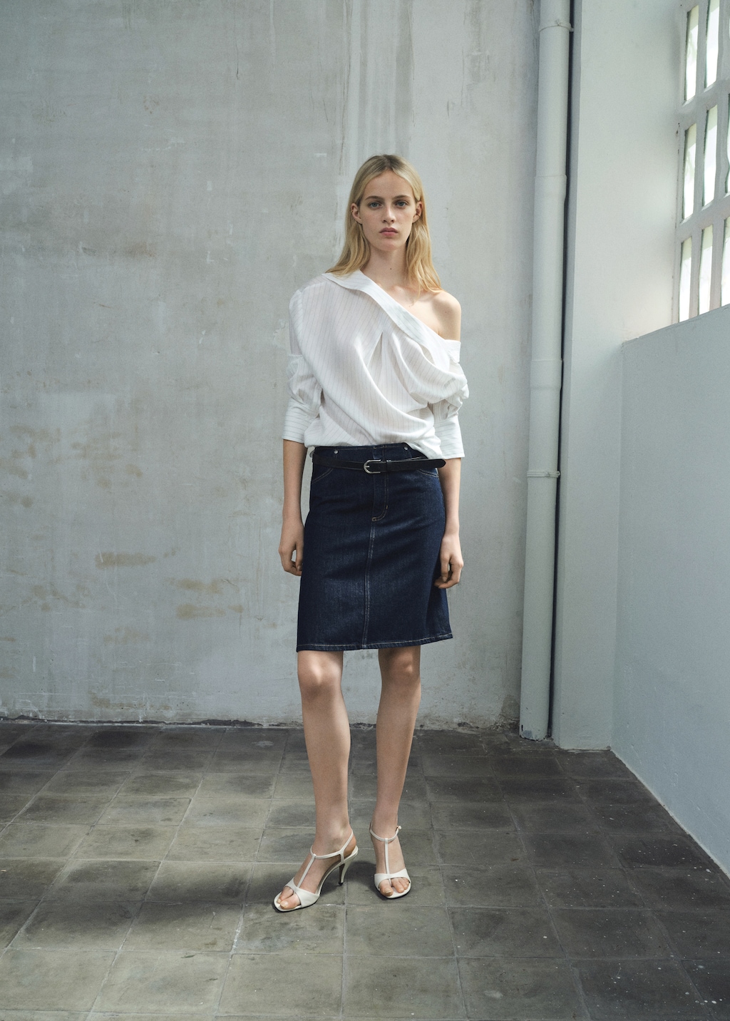 Midi denim skirt