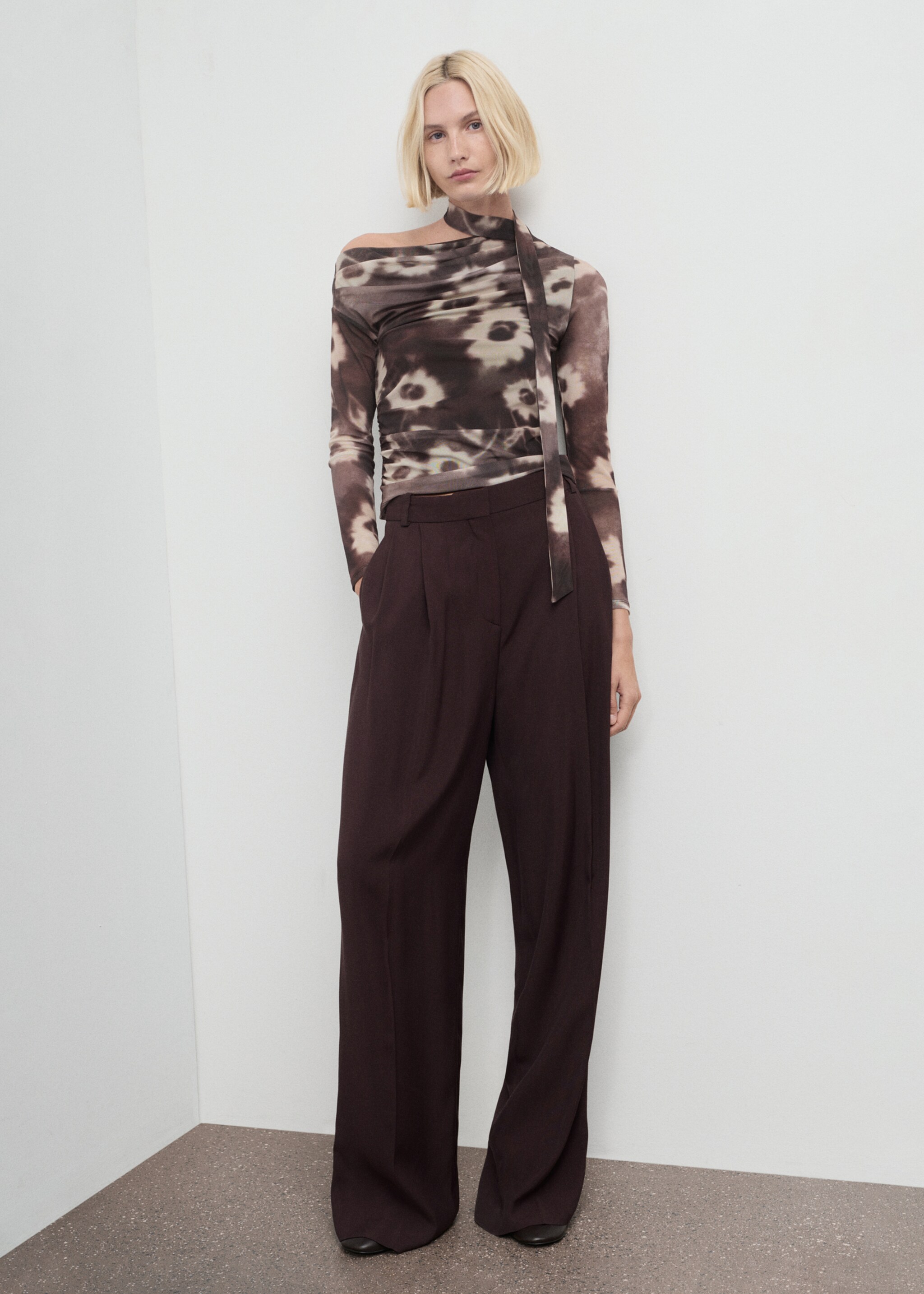 Floral scarf t-shirt - General plane, Brown. Ref: 17057816-00.
