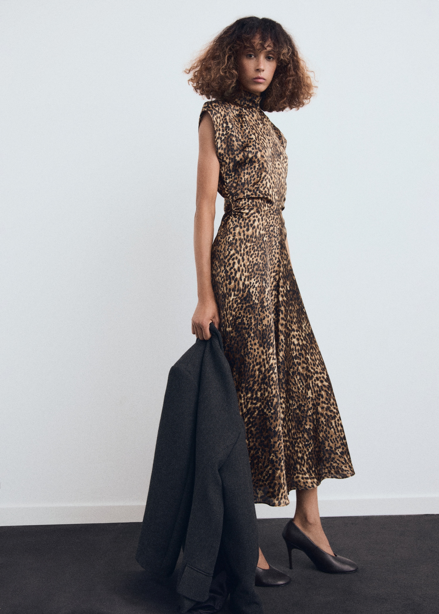 Leopard-print satin dress MANGO Armenia