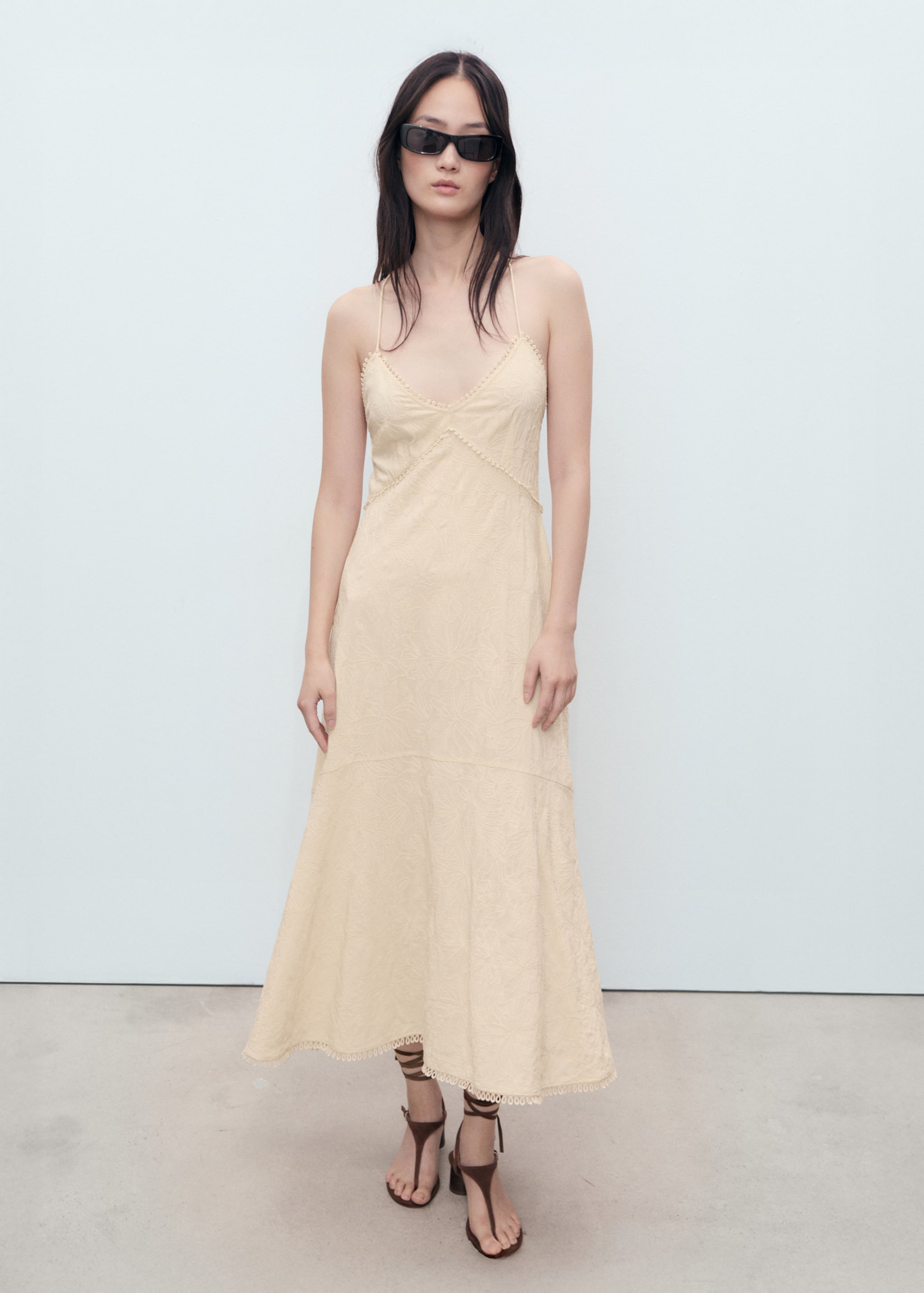 Embroidered midi dress - General plane