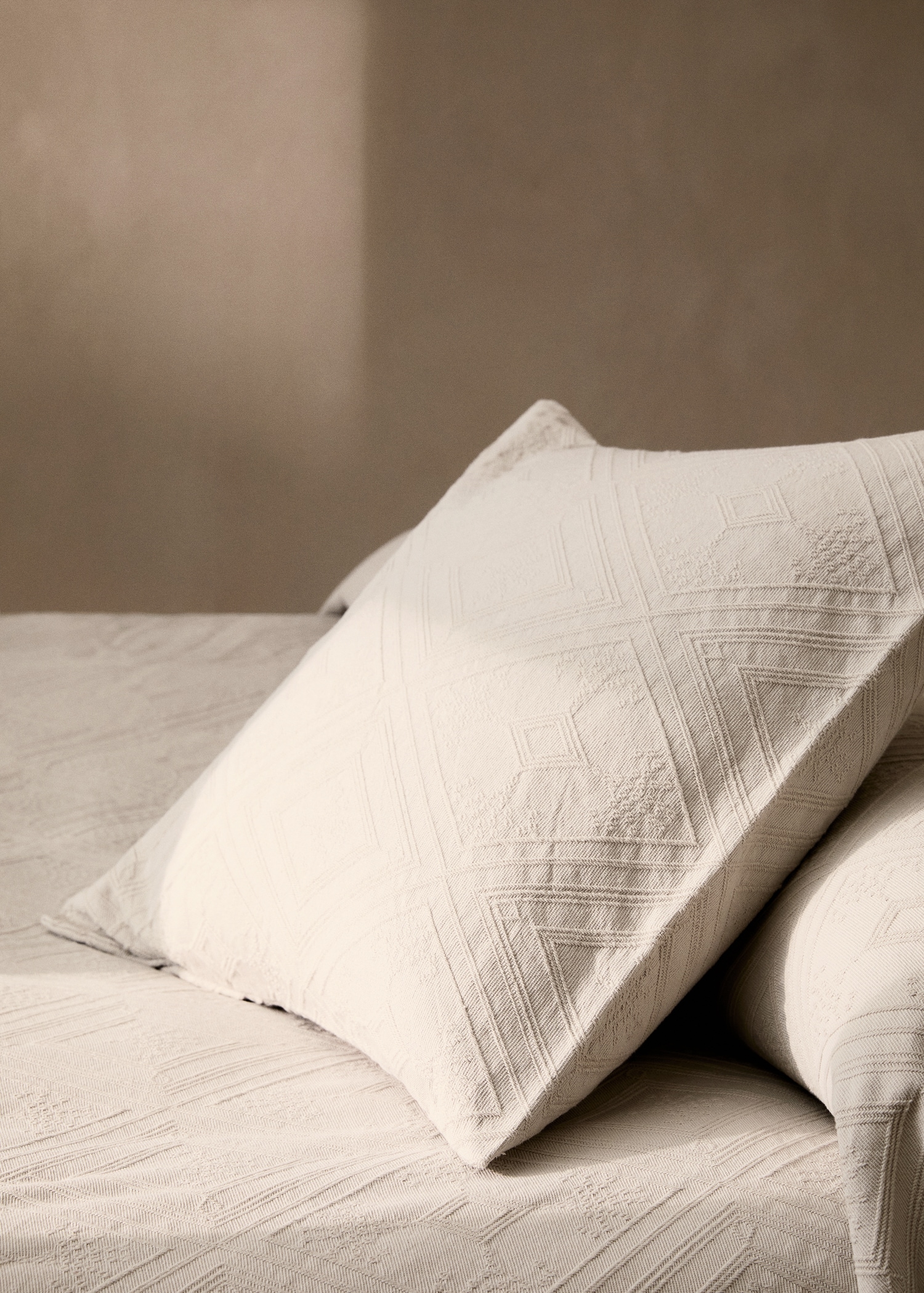 Housse de coussin coton jacquard losanges 60x60 cm - Plan général