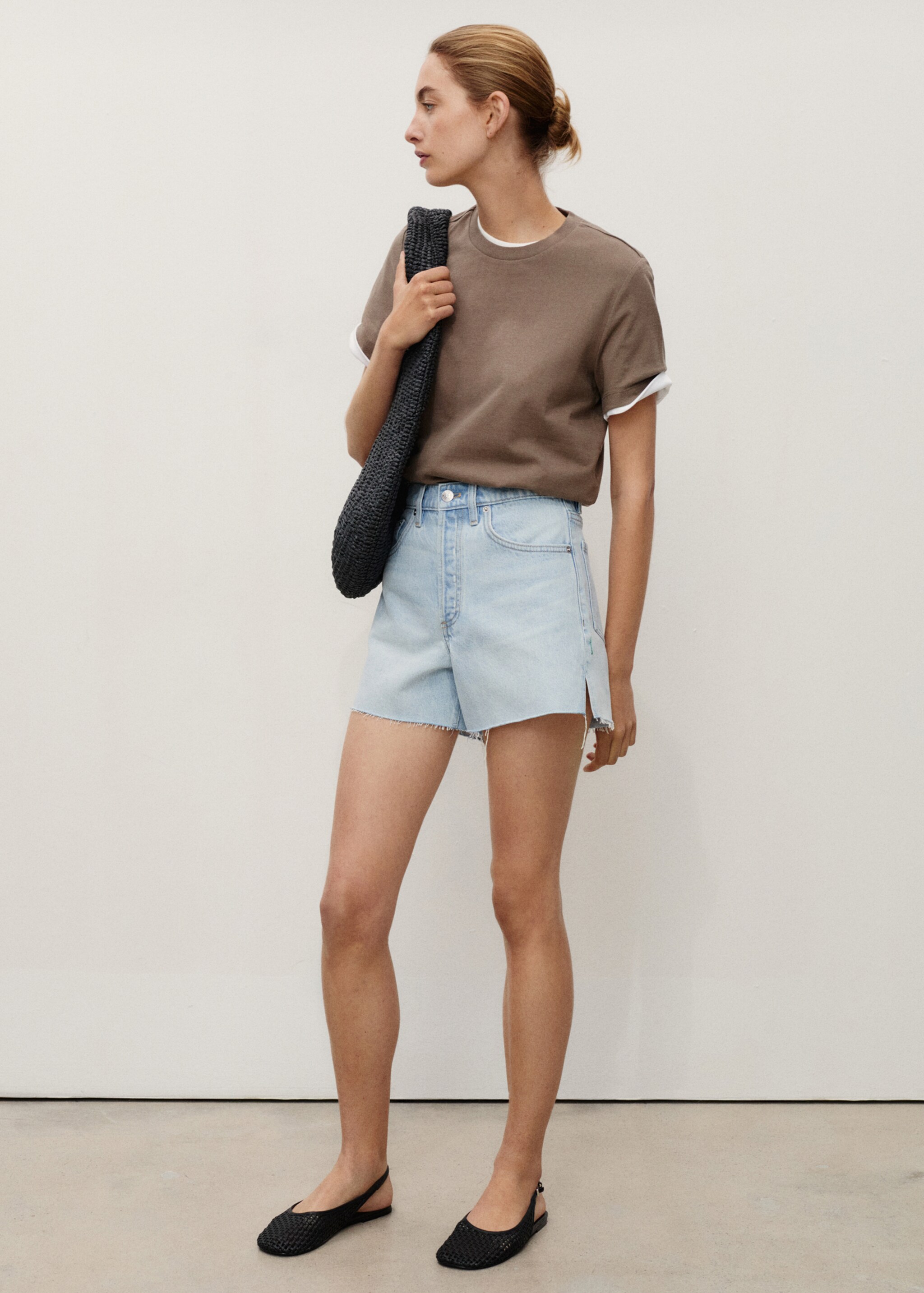 Denim shorts with frayed hem - General plane