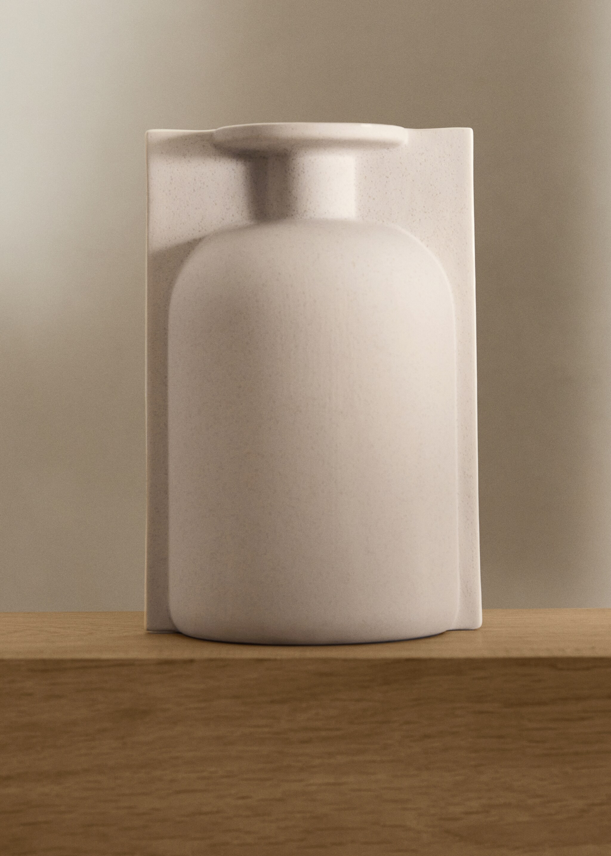 Medium earthenware bottle vase - General plane, Light Pink. Ref: 17061587-00.