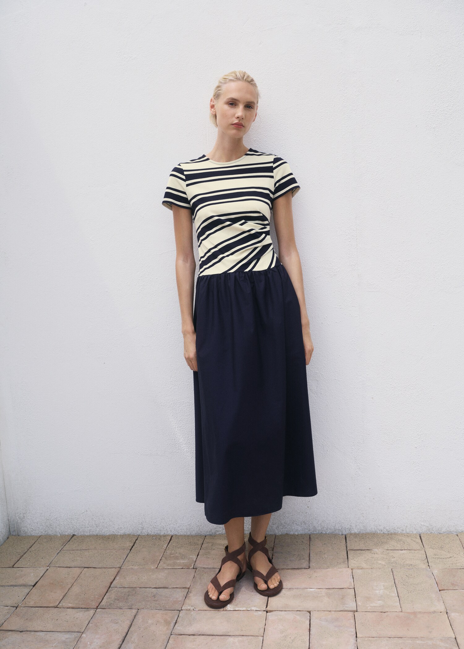 Mixed striped dress - General plane