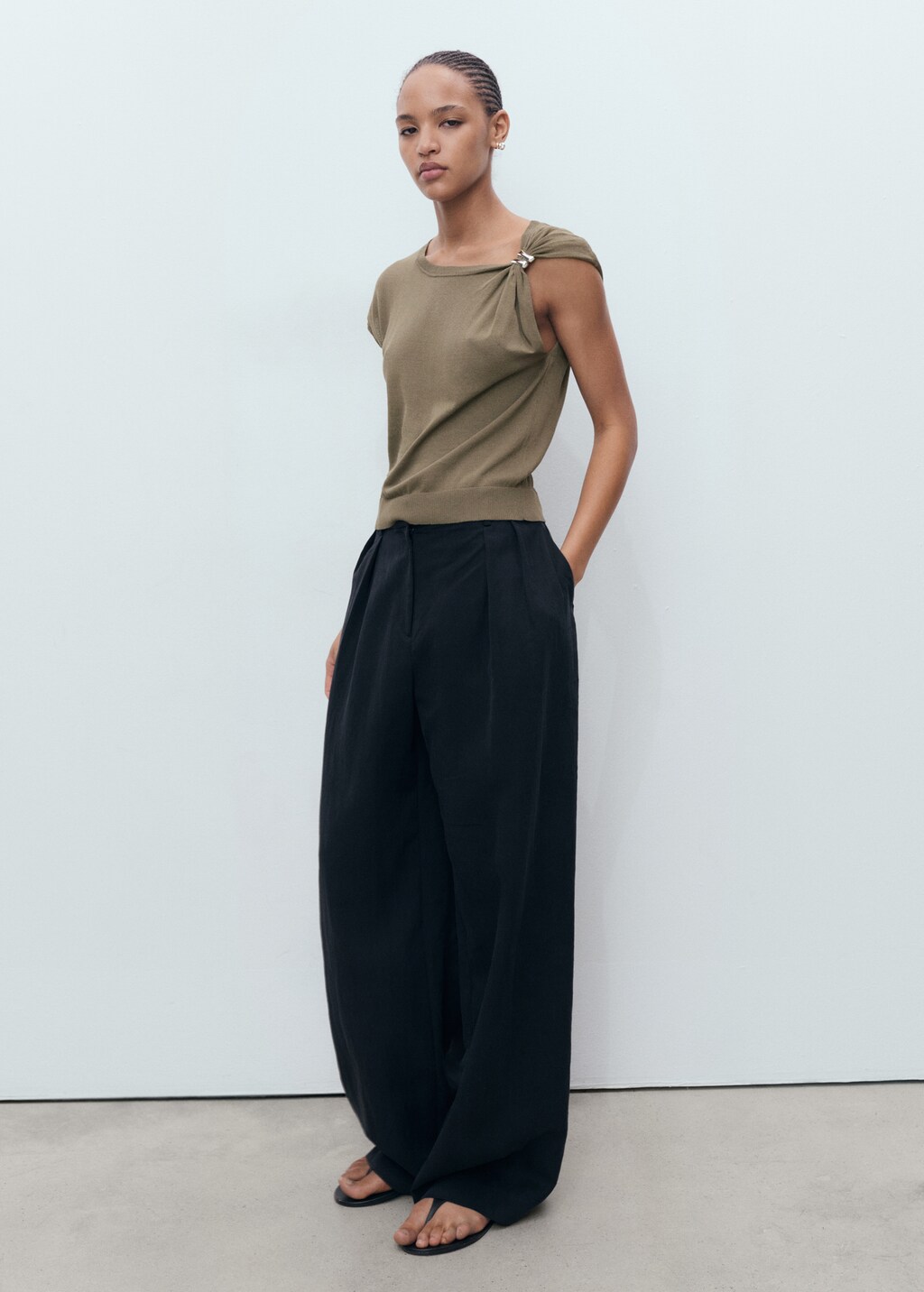 Fine-knit sweater with metallic detail