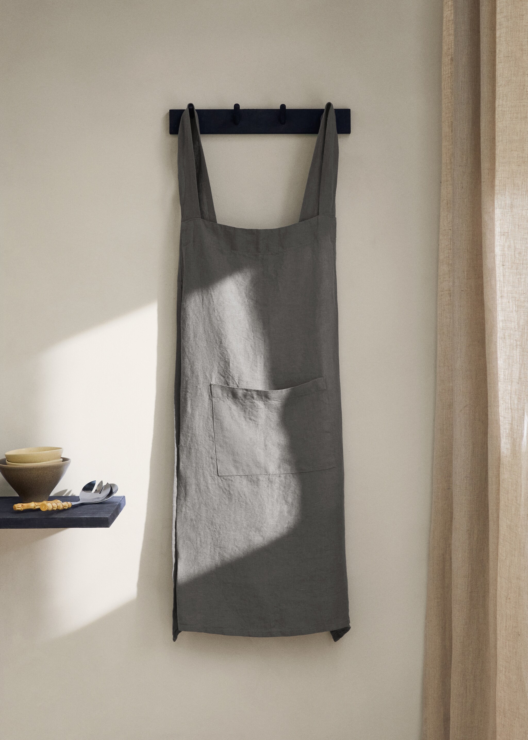 Overdyed linen apron - General plane, Khaki. Ref: 17063330-00.