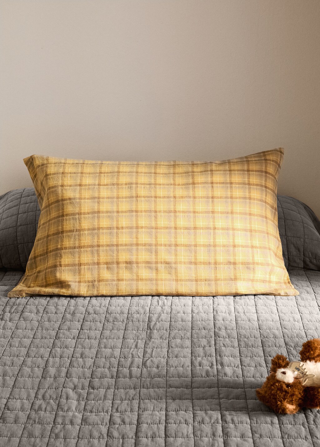 Multi-colored checked children's cushion cover 40x60 cm