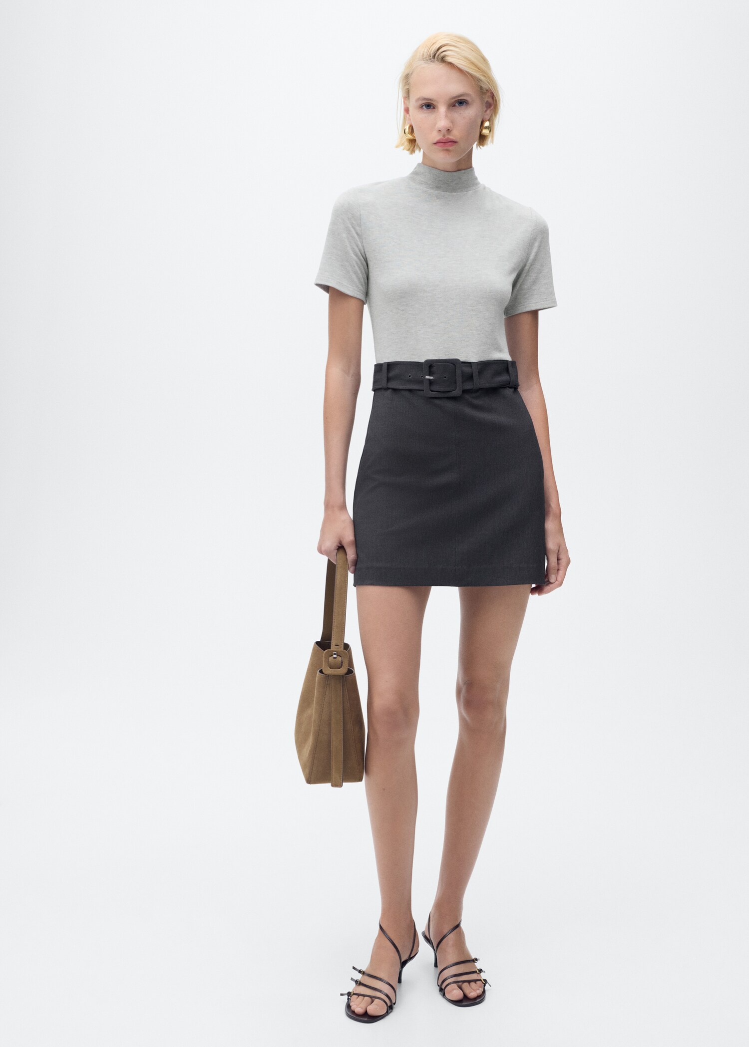Short dress with belt - General plane