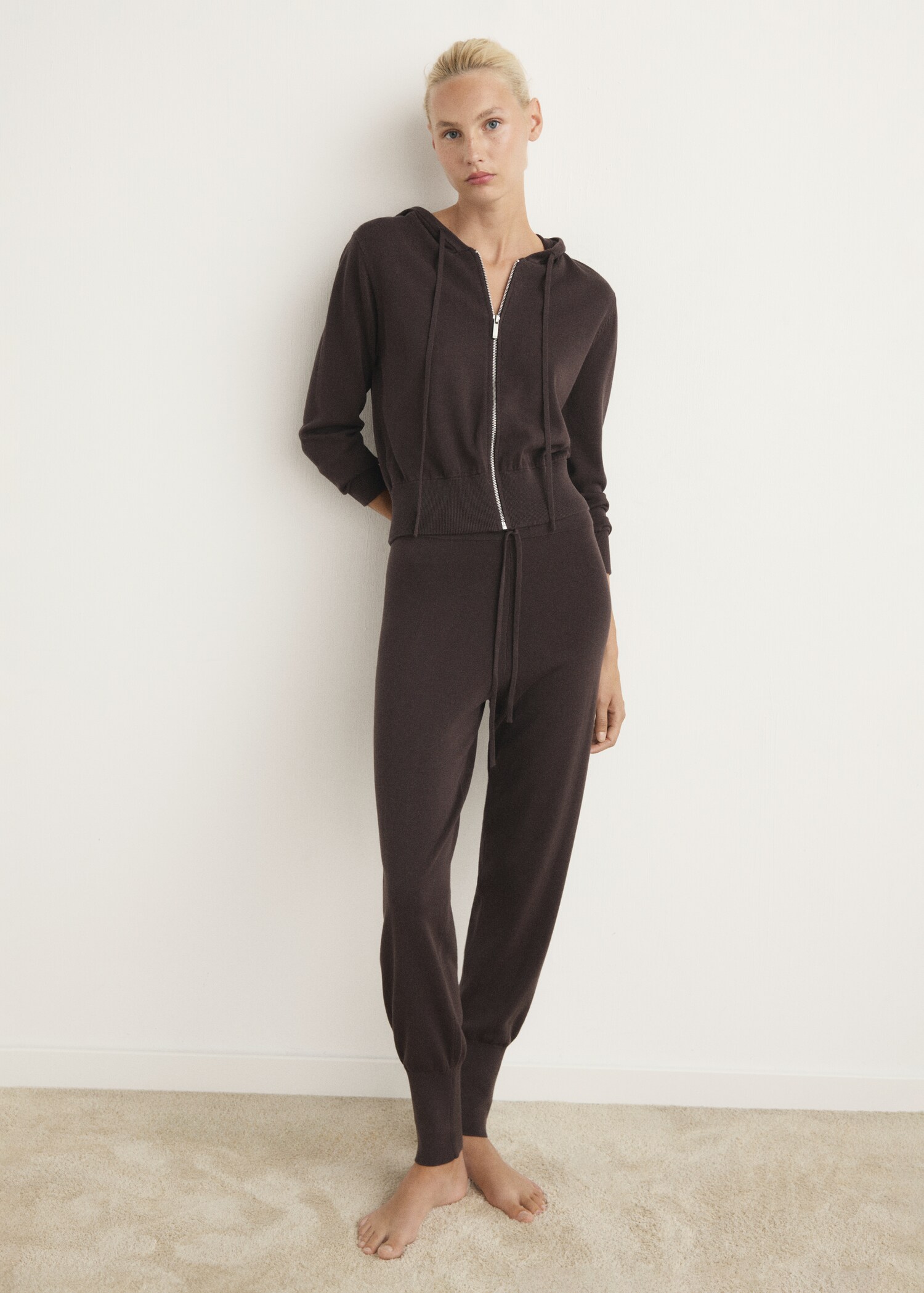 Cotton knit hooded cardigan - General plane