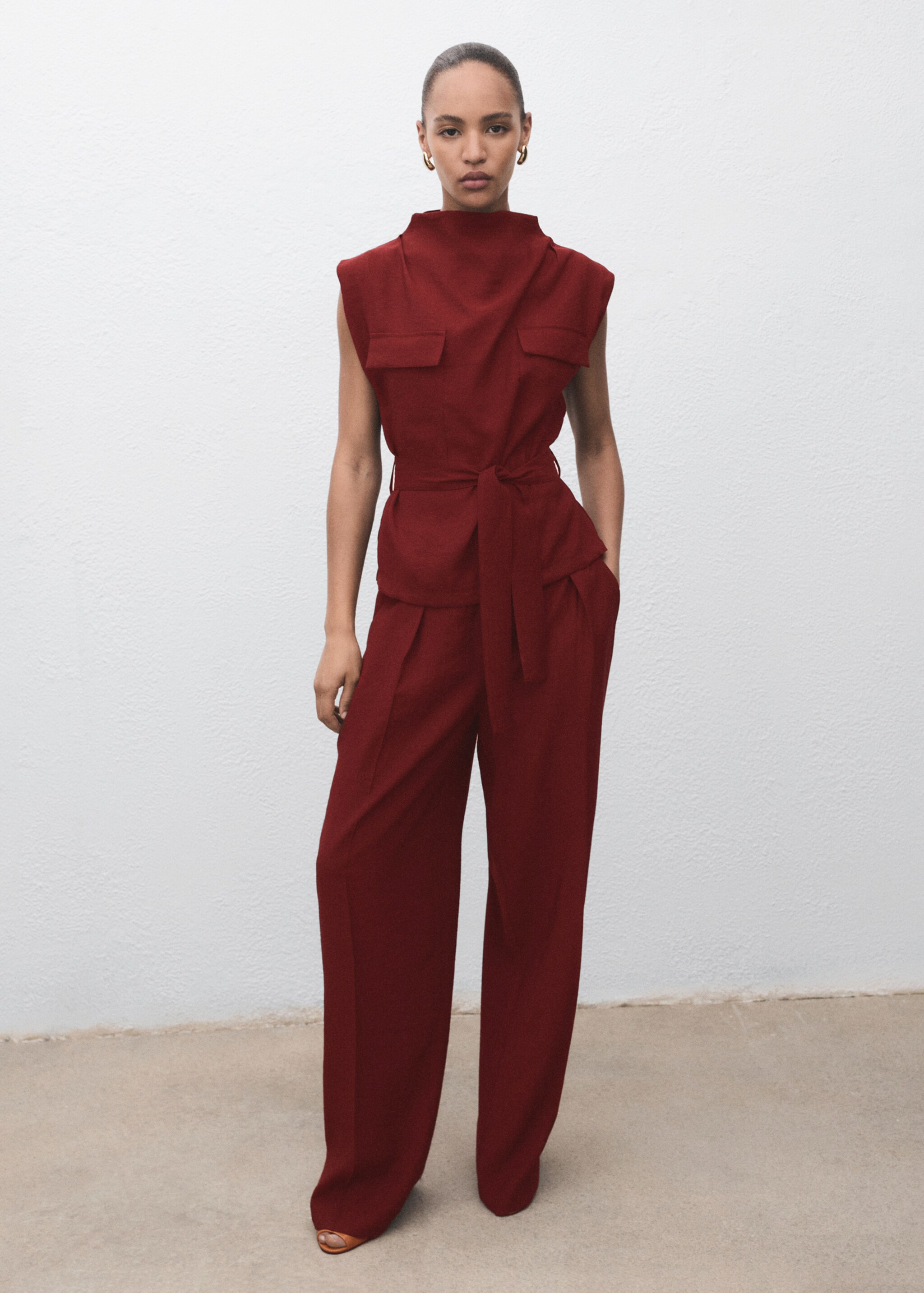 Blouse with draped neck and belt - General plane