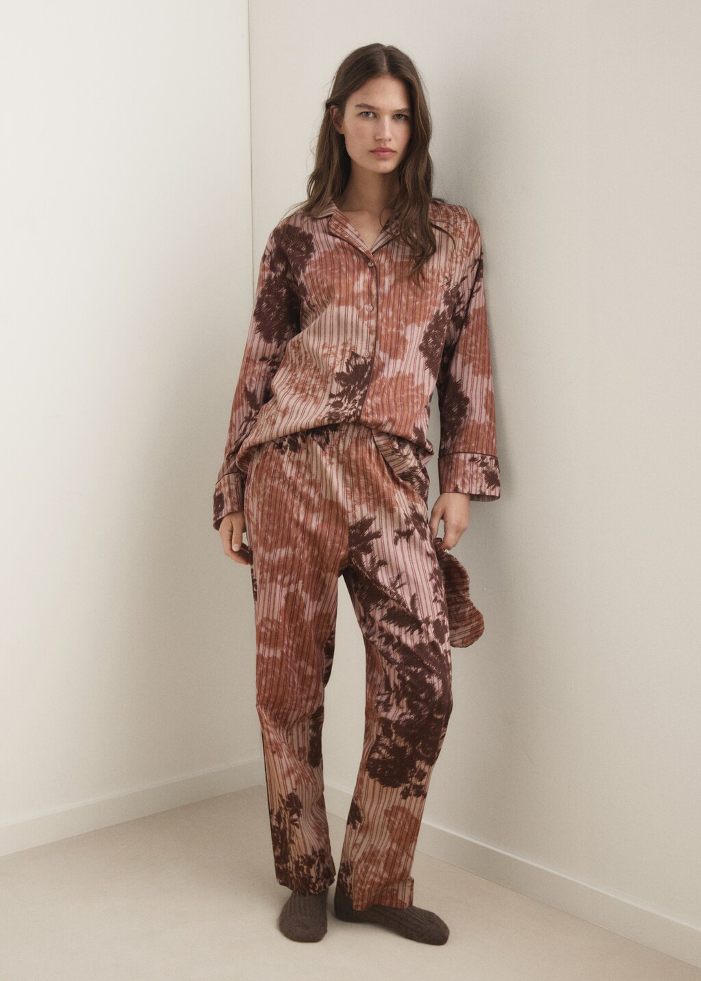 Pajama bottoms with blurred print - image 2