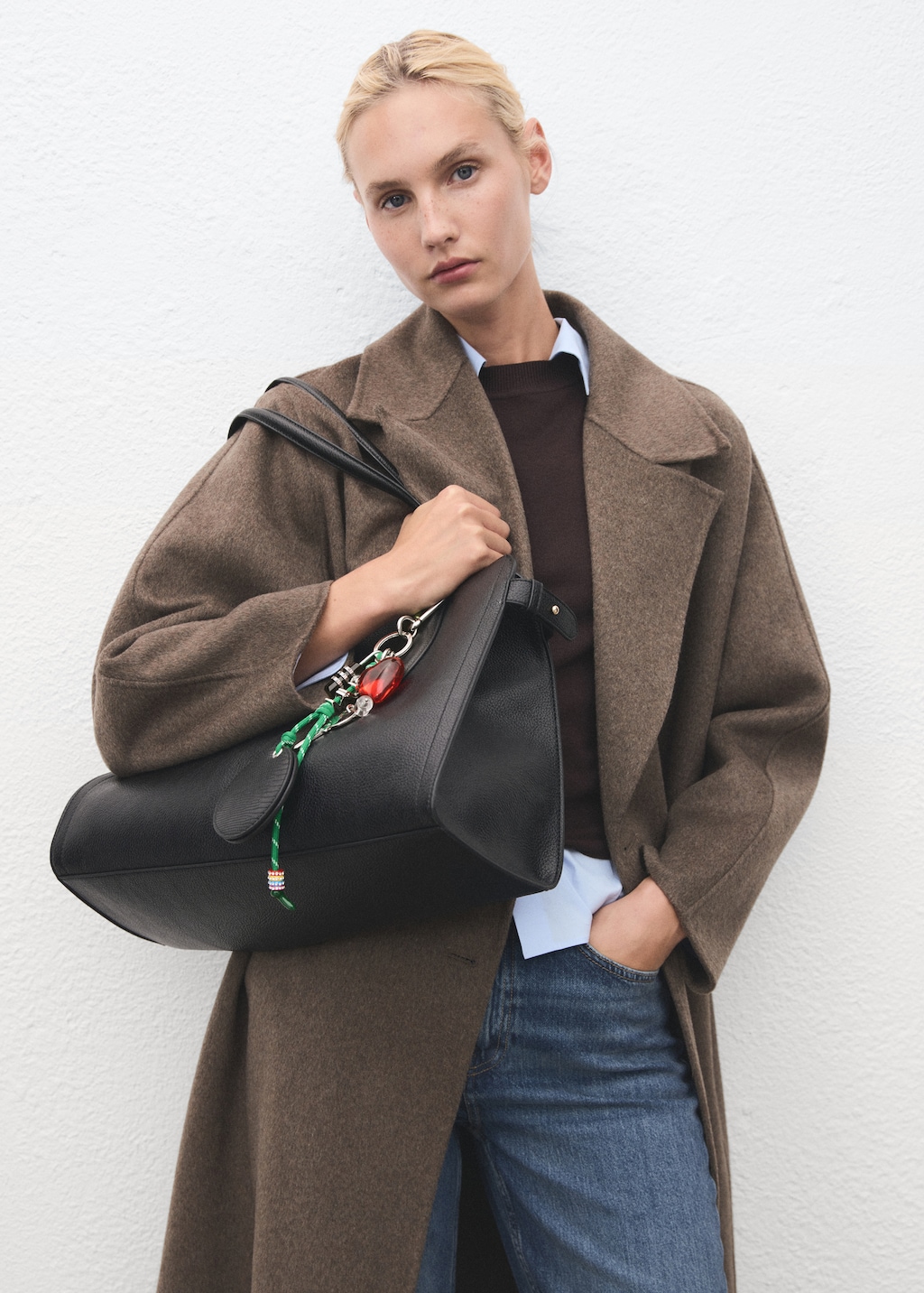 Multi-charm mirror keyring