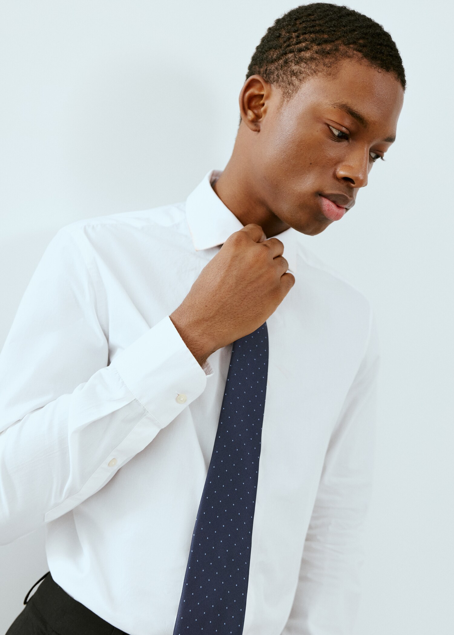 Corbata diseño lunares - Plano general