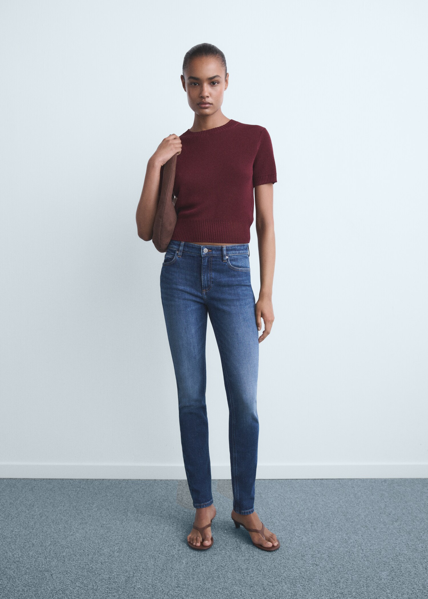 Mid-rise skinny jeans - General plane
