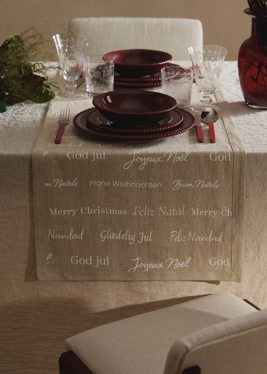 Linen table runner with festive details