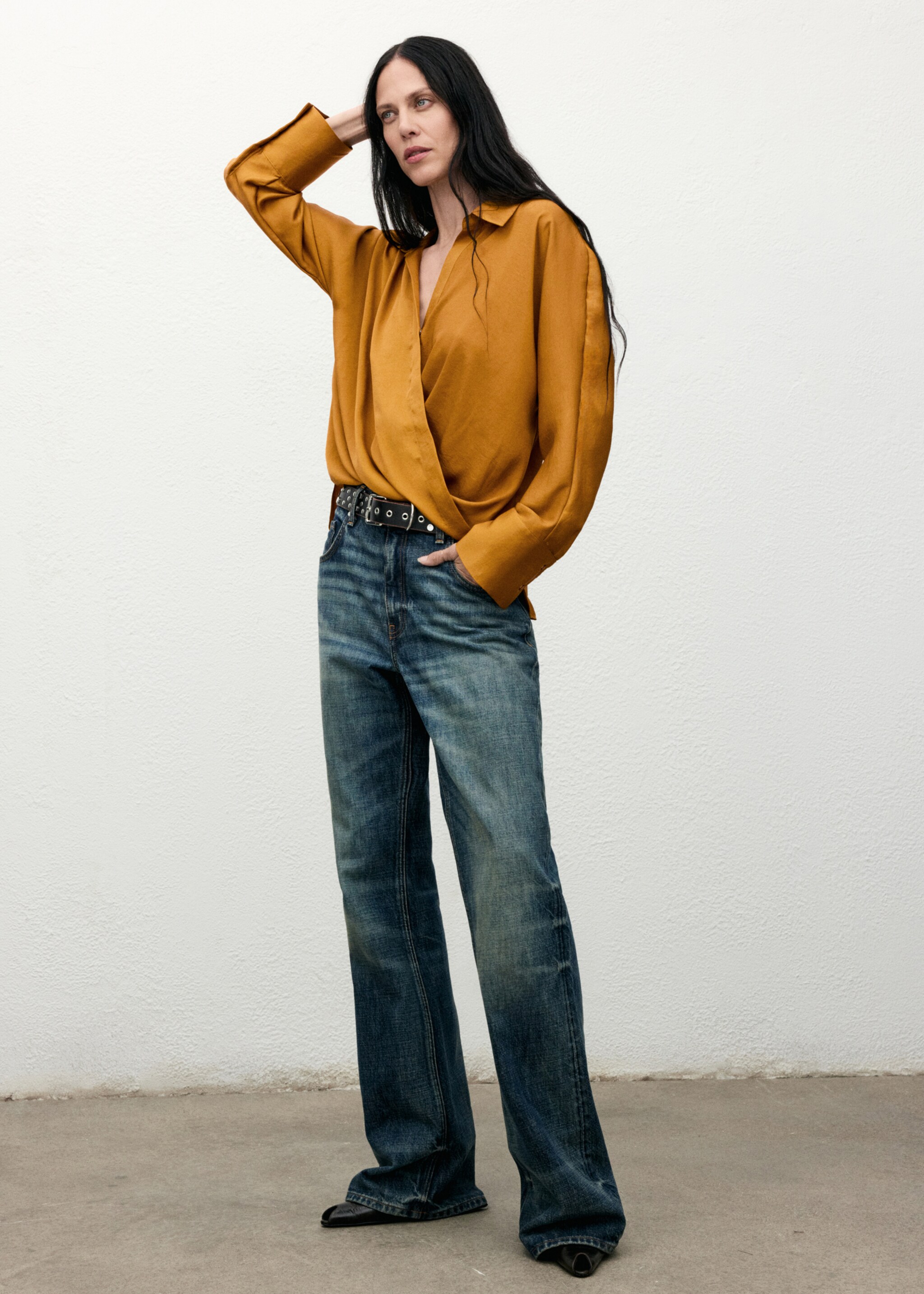 Cross-over satin blouse - General plane, Mustard. Ref: 17067800-00.