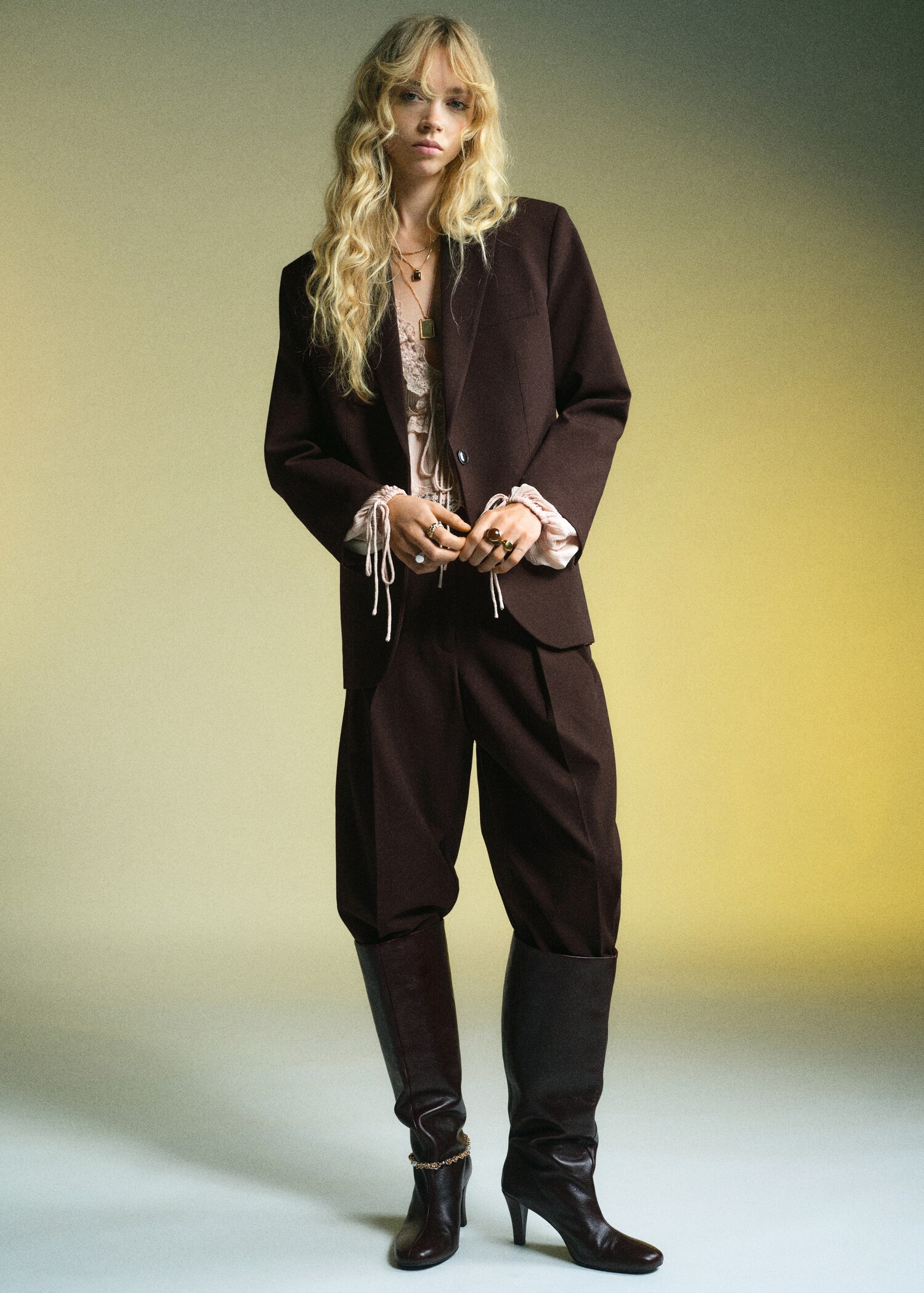 Wide-leg mid-rise pleated trousers - General plane