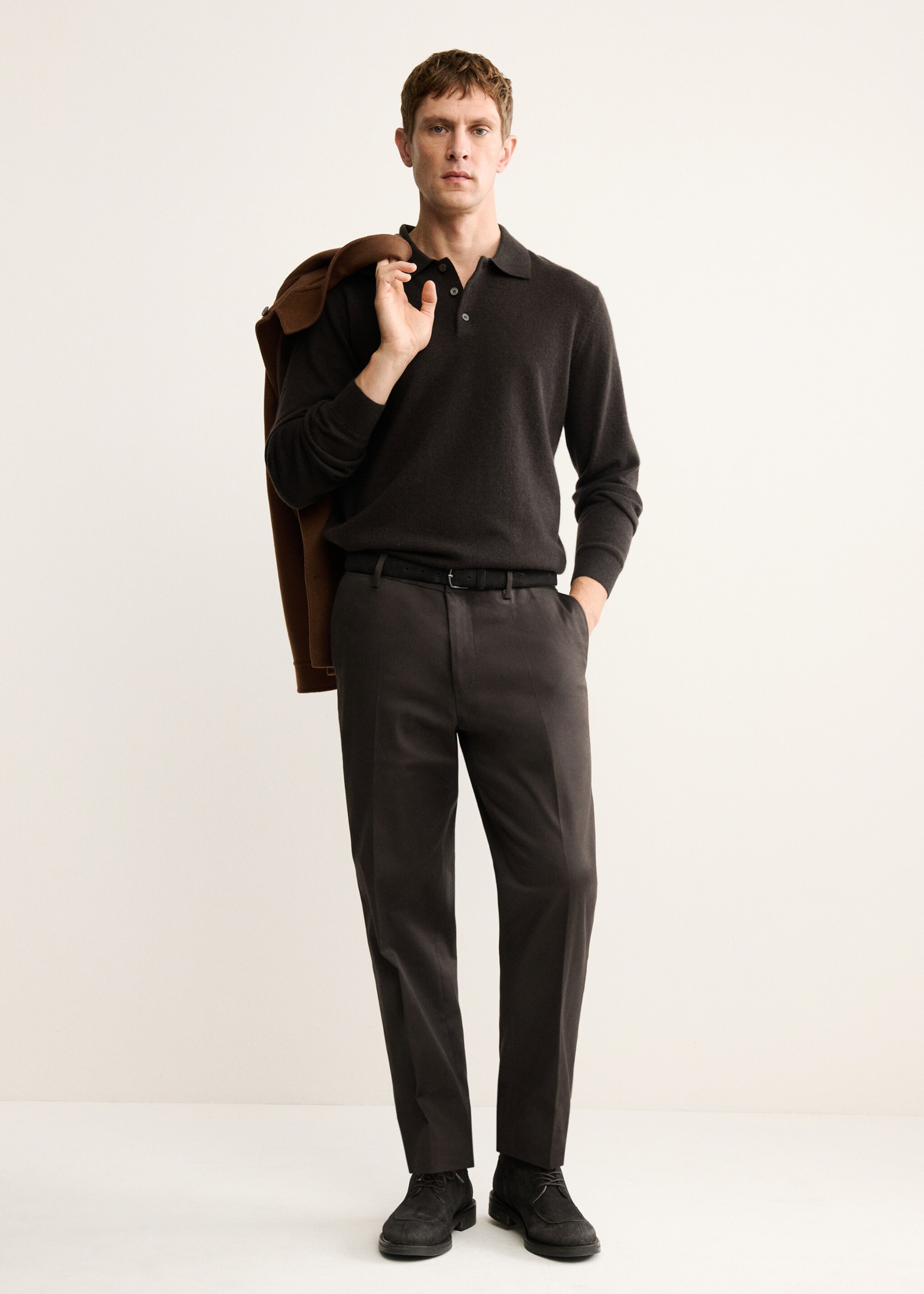 Regular fit pleated cotton trousers - General plane, Chocolate. Ref: 17068266-00.