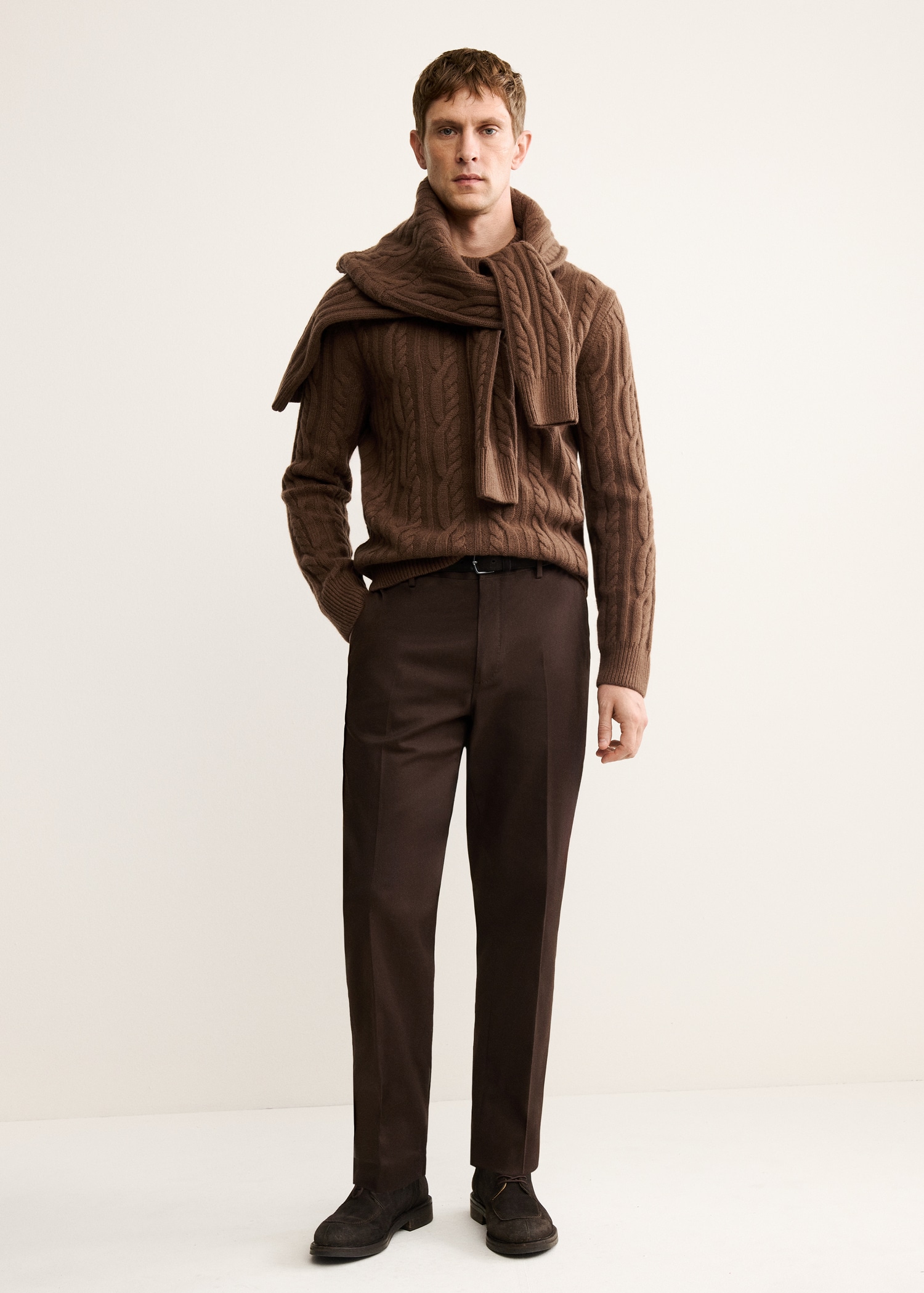 100% wool braided sweater - General plane