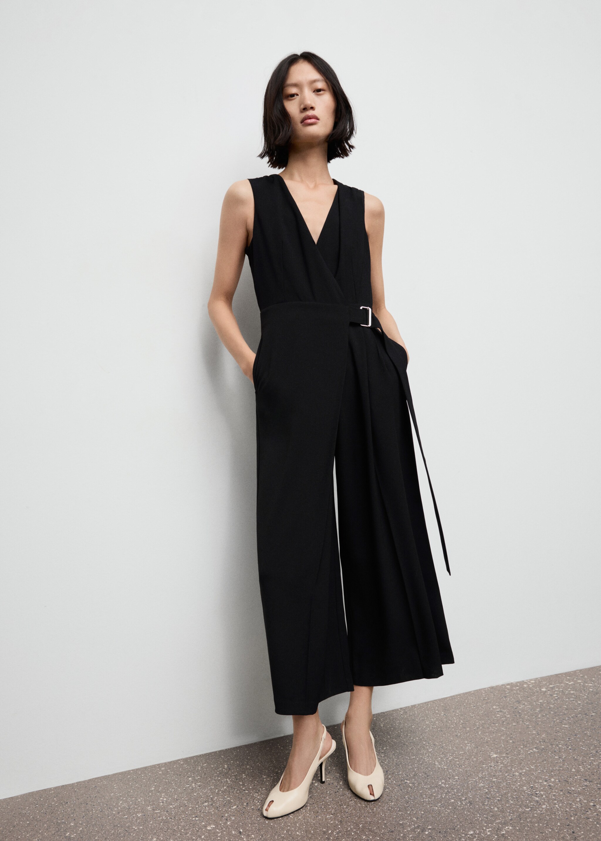Belt wrap jumpsuit - General plane, Black. Ref: 17068292-00.