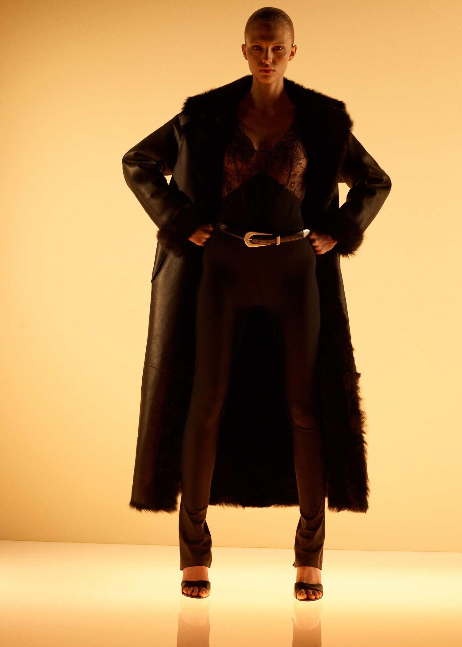 Manteau cuir imitation fourrure réversible - Plan général