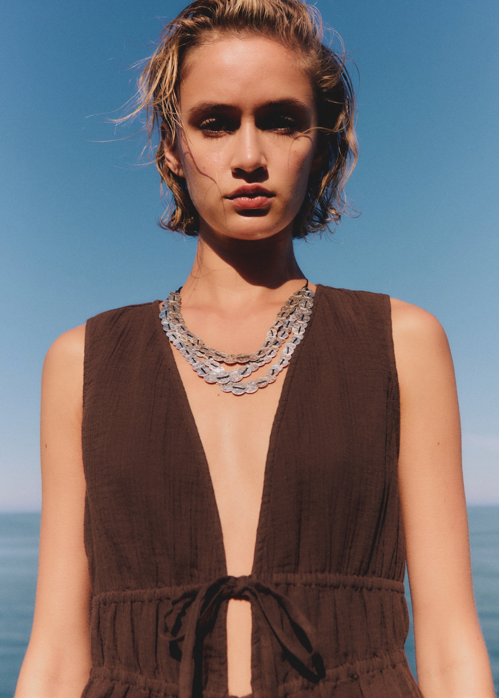 Ruffled top with bows