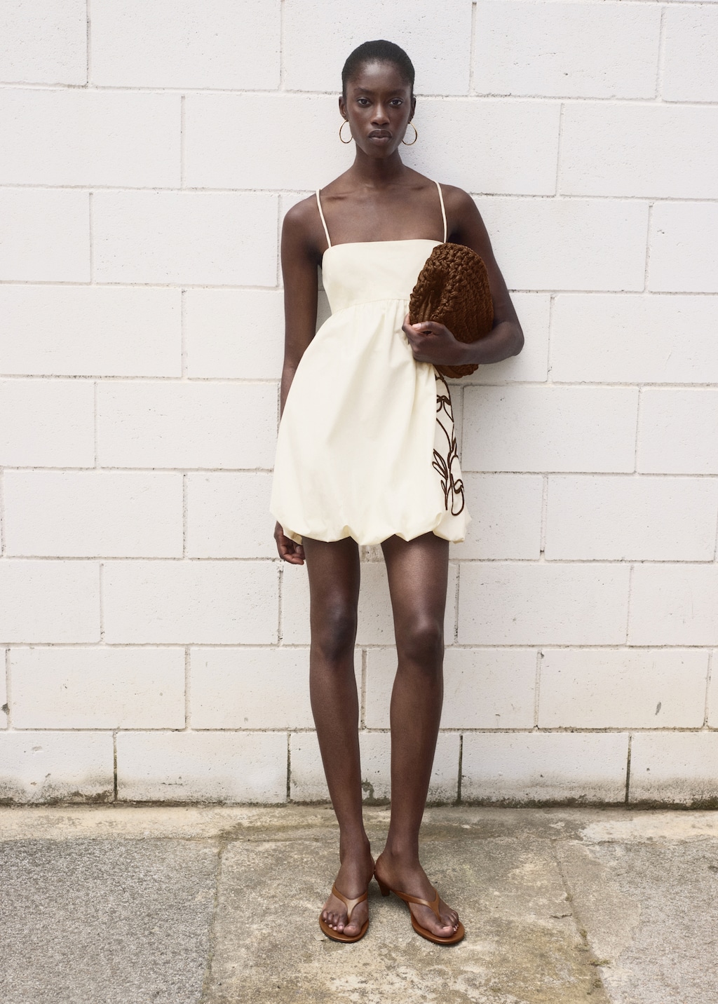 Balloon dress with embroidered flowers