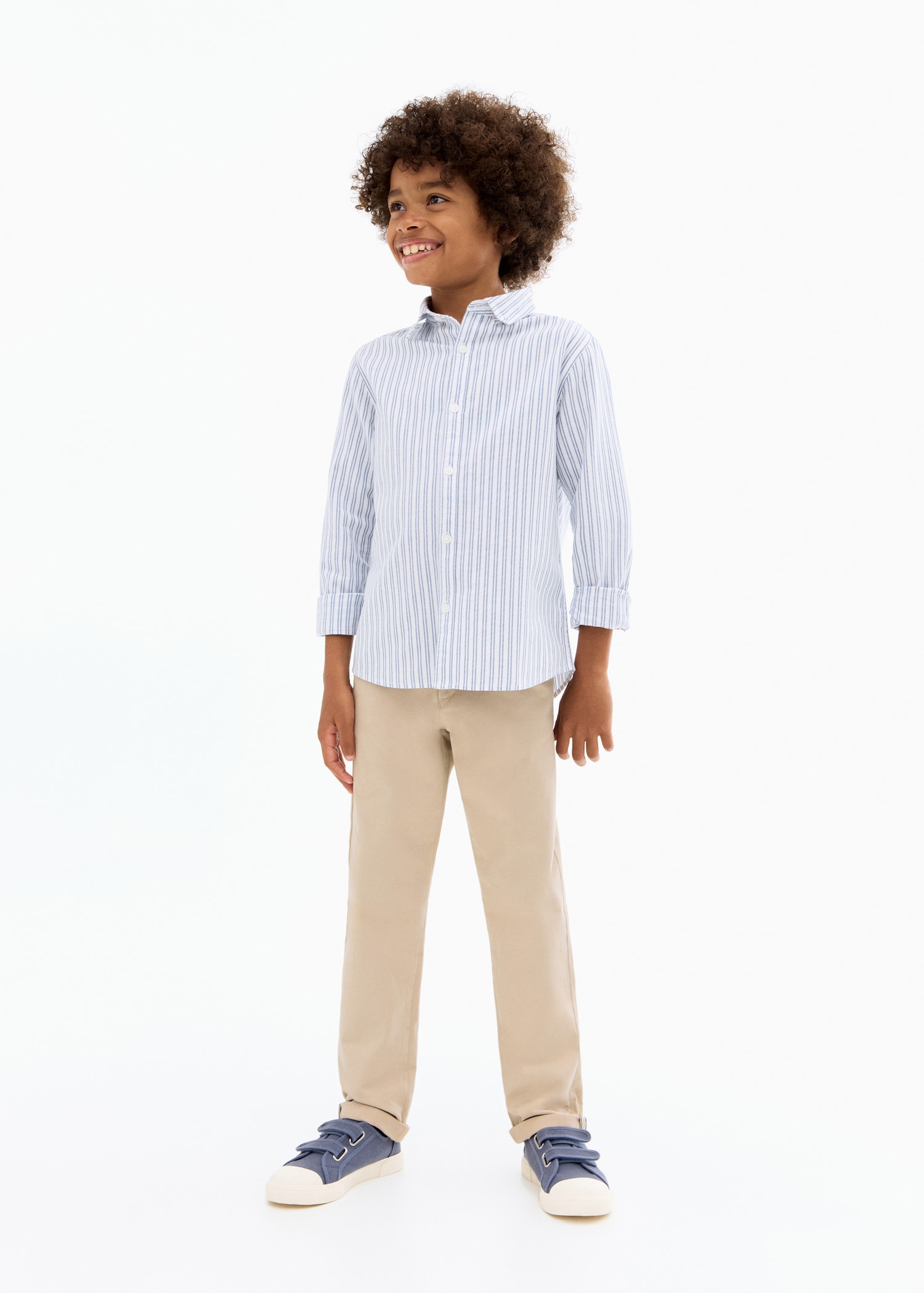Plain chino trousers - General plane