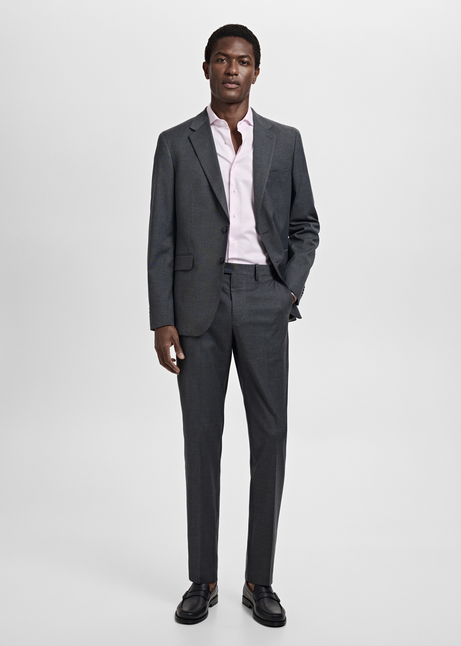 Slim Fit-Anzughemd aus 100 % Baumwolle - Allgemeine Ansicht