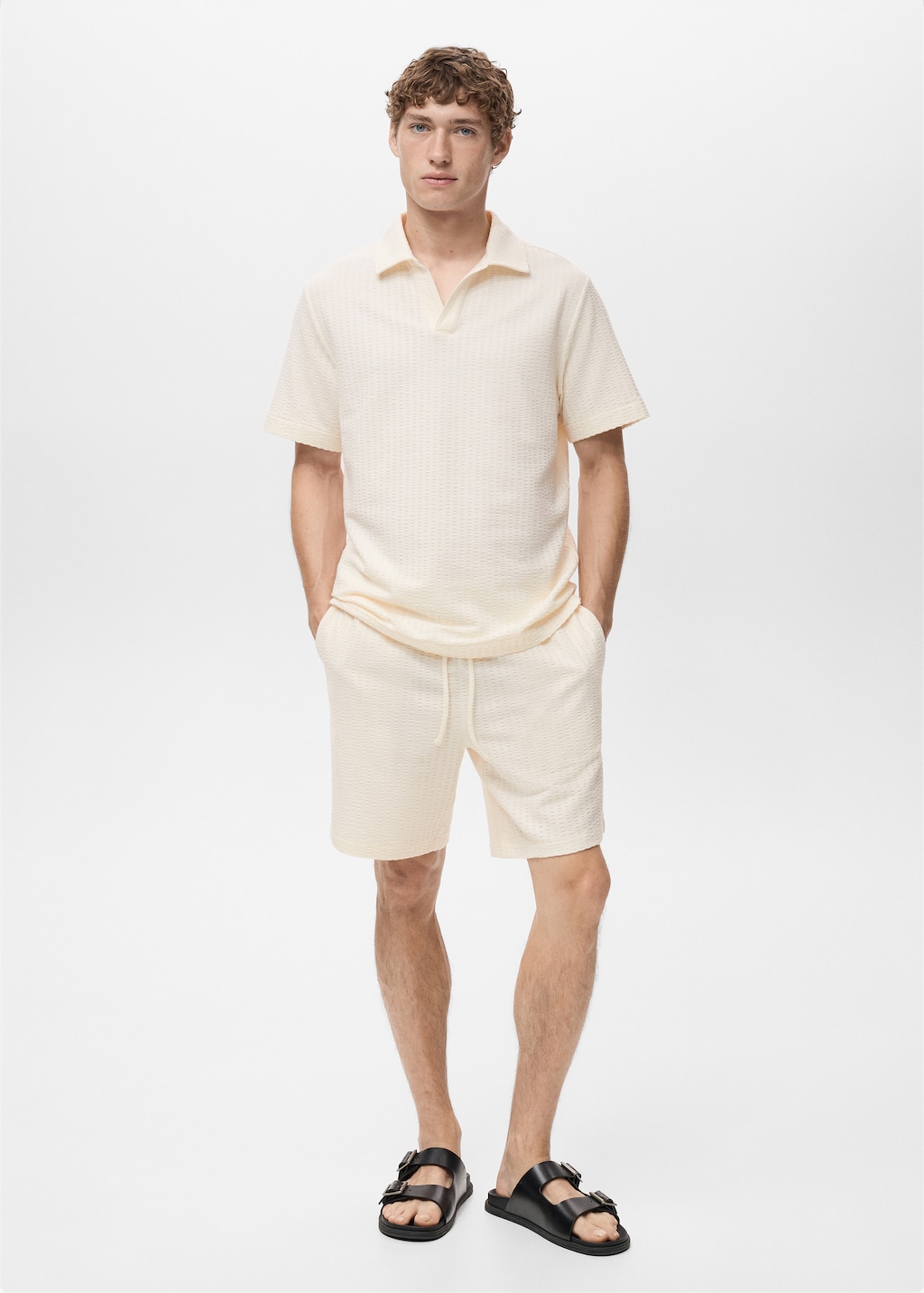 Cotton seersucker bermuda shorts with drawstring | MANGO Niger