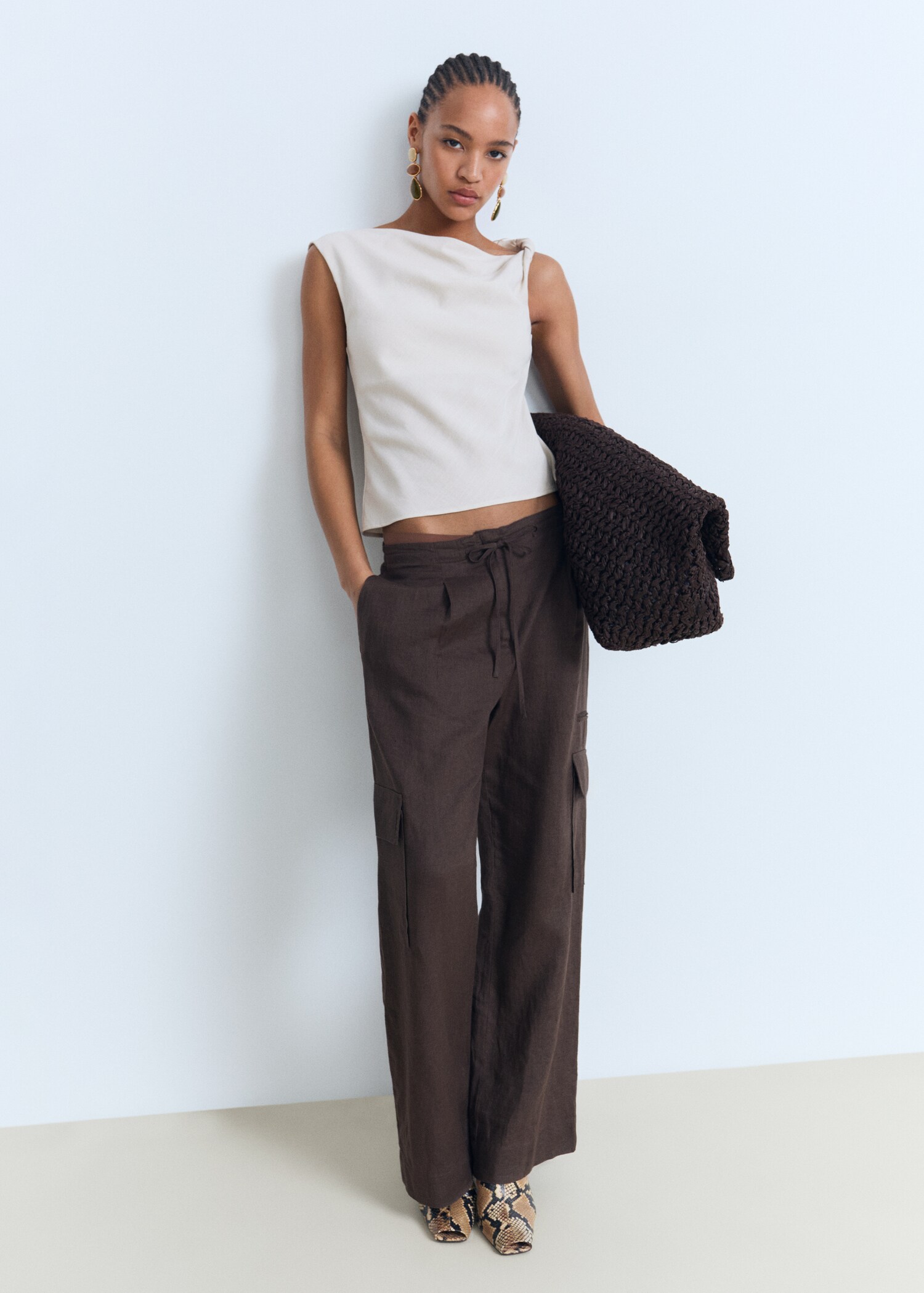 Asymmetrical draped top with straps - General plane