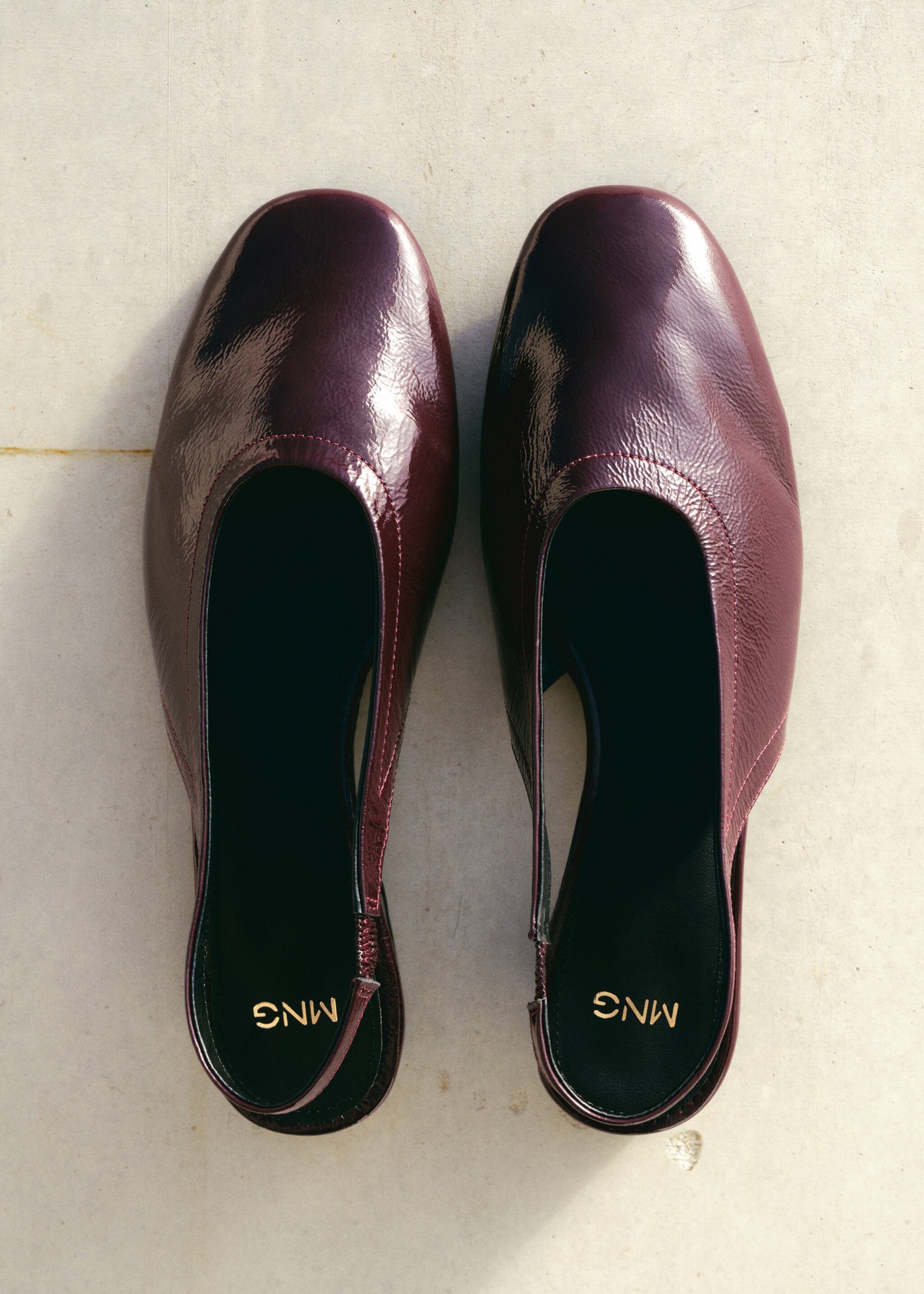 Block heel leather shoes - General plane