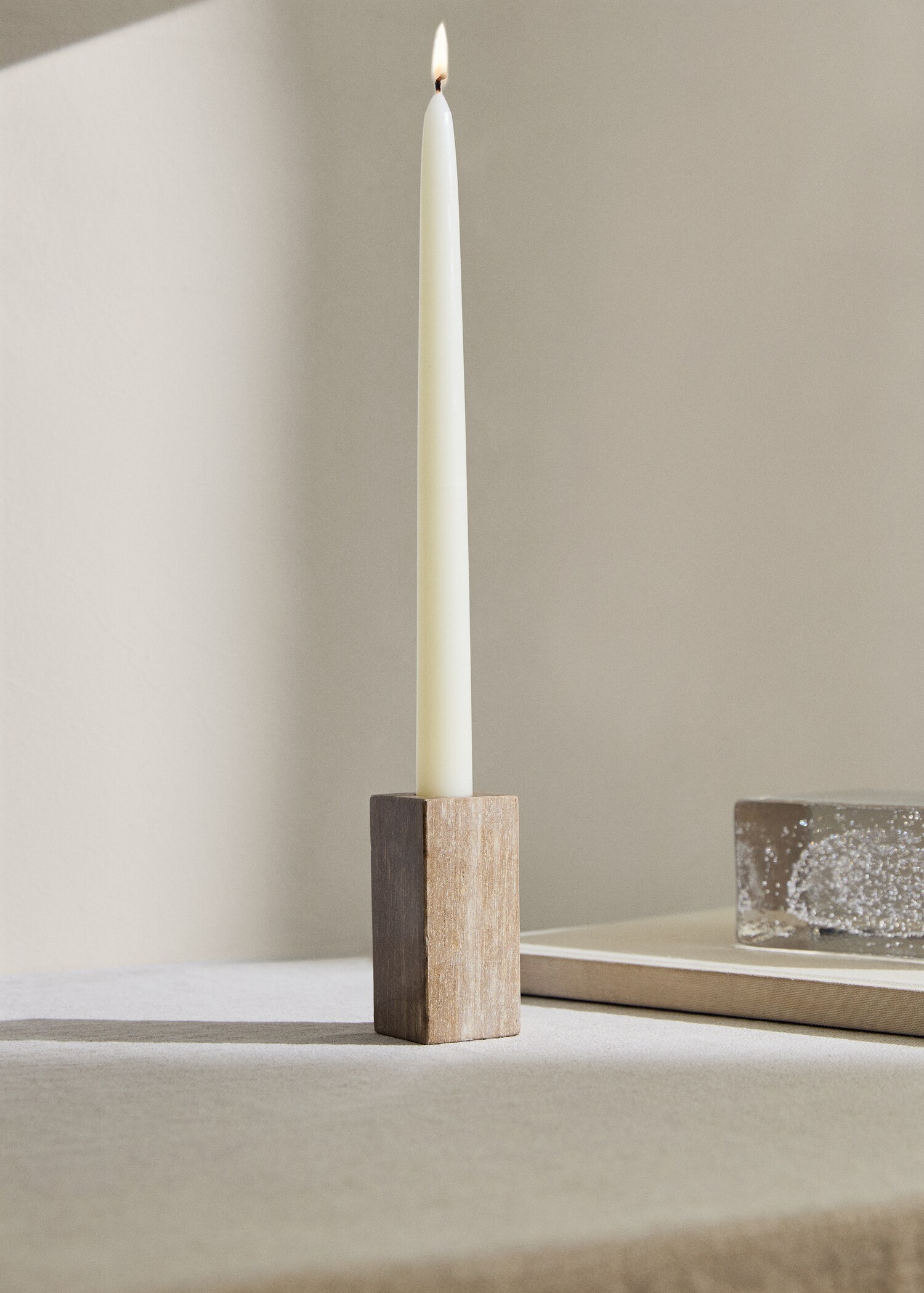 Petrified wood candle holder - General plane