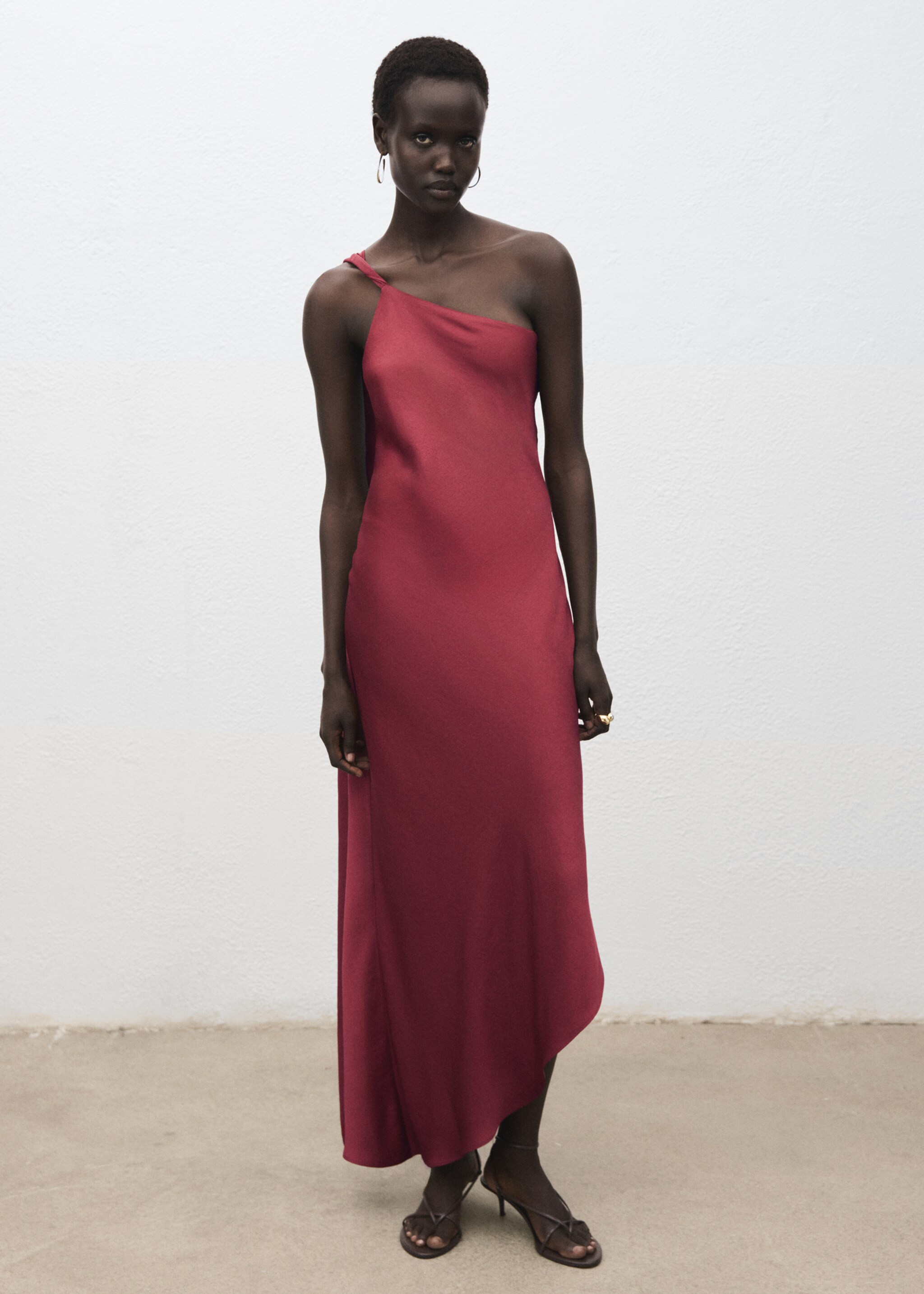 Asymmetrical satin dress - General plane, Wine. Ref: 17071555-00.