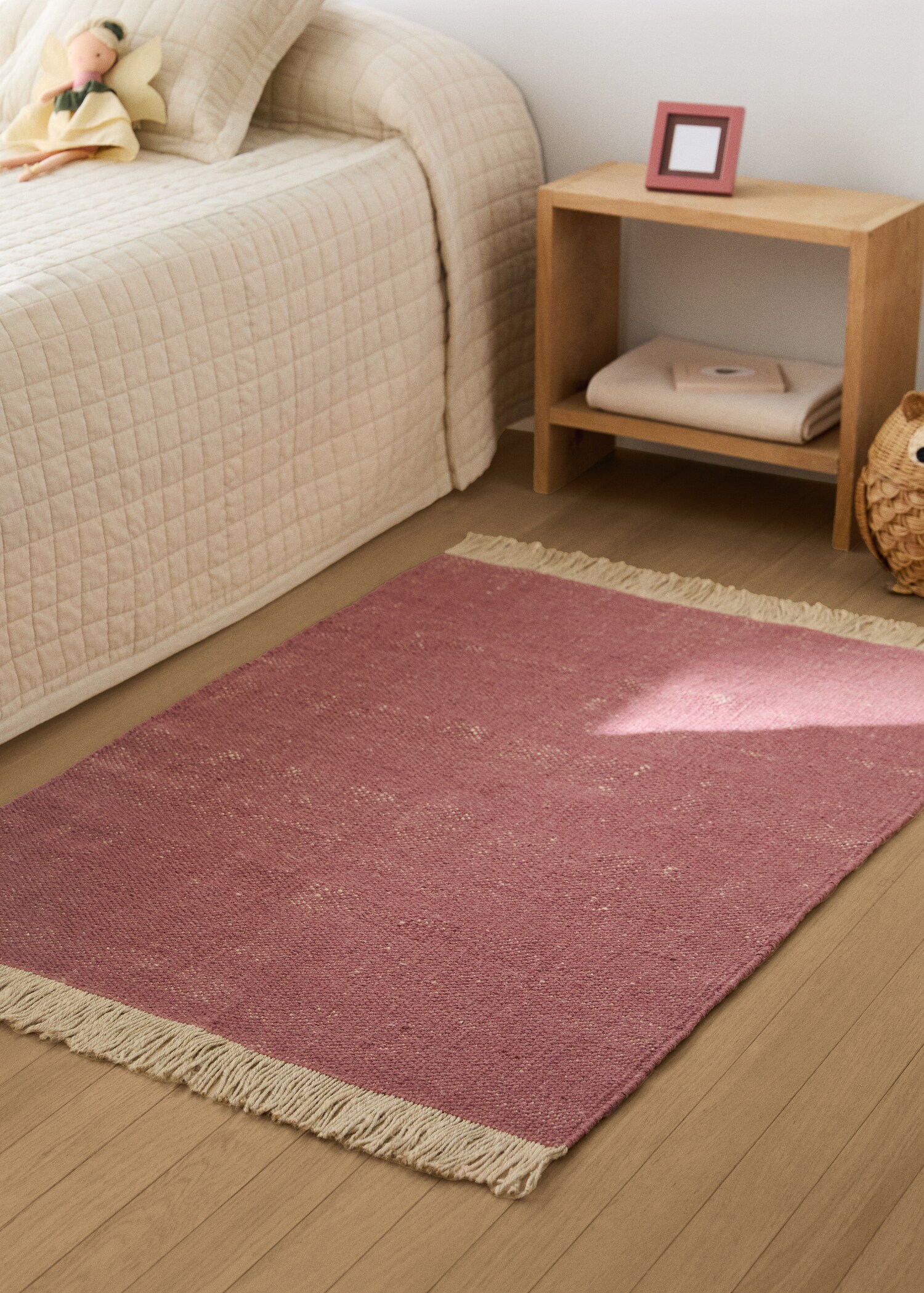 Children's rug woven from a blend of wool and jute - General plane
