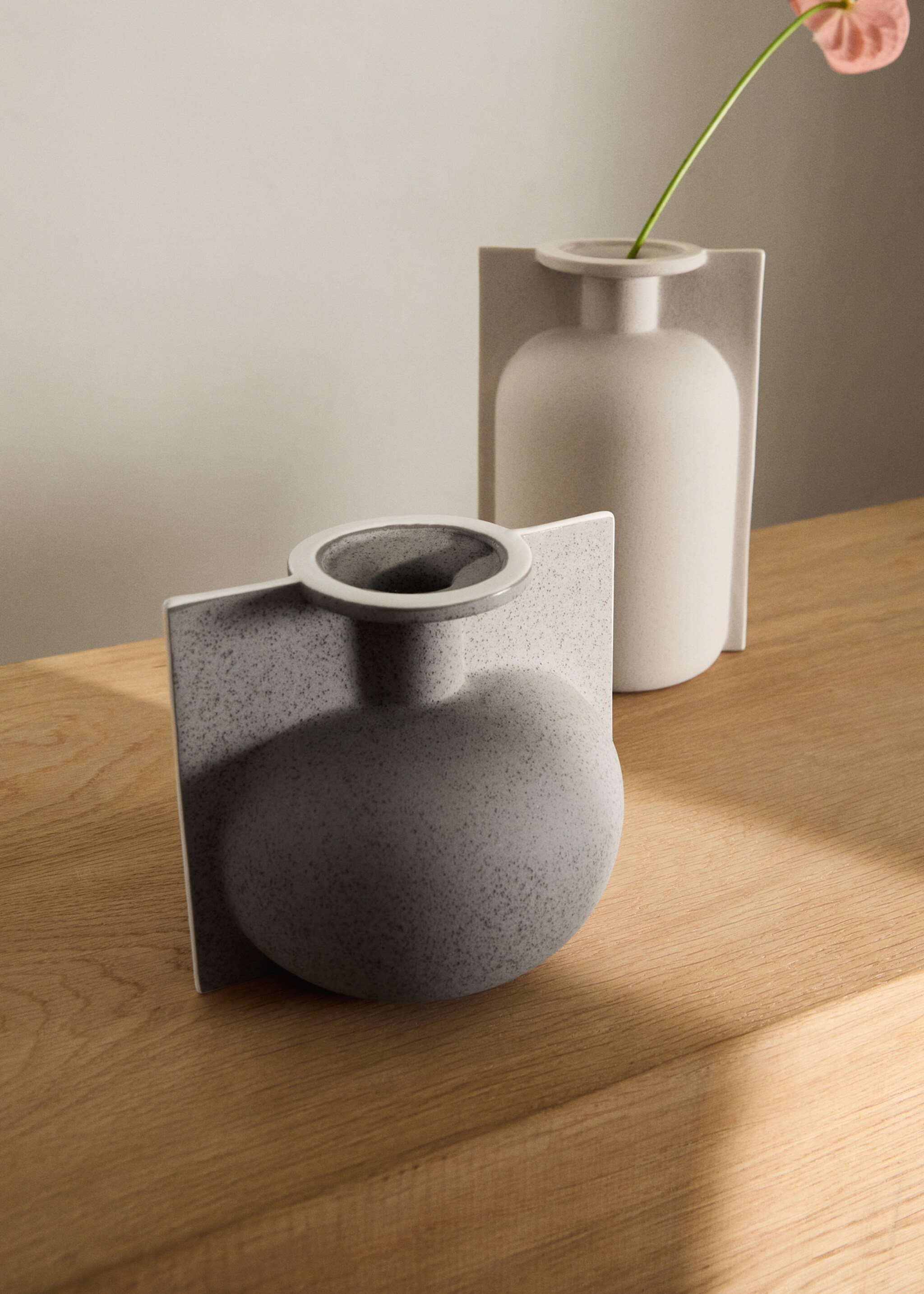 Small earthenware bottle vase - General plane, Light/Pastel Grey. Ref: 17071586-00.