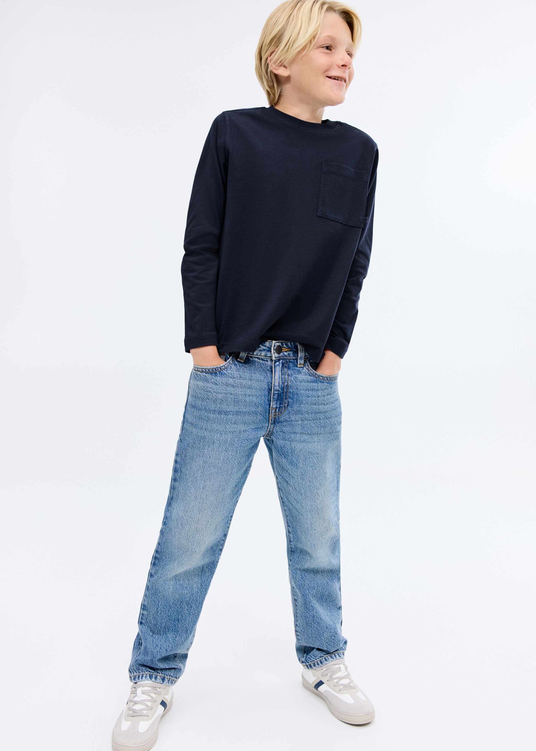 Long-sleeved t-shirt with pocket - General plane