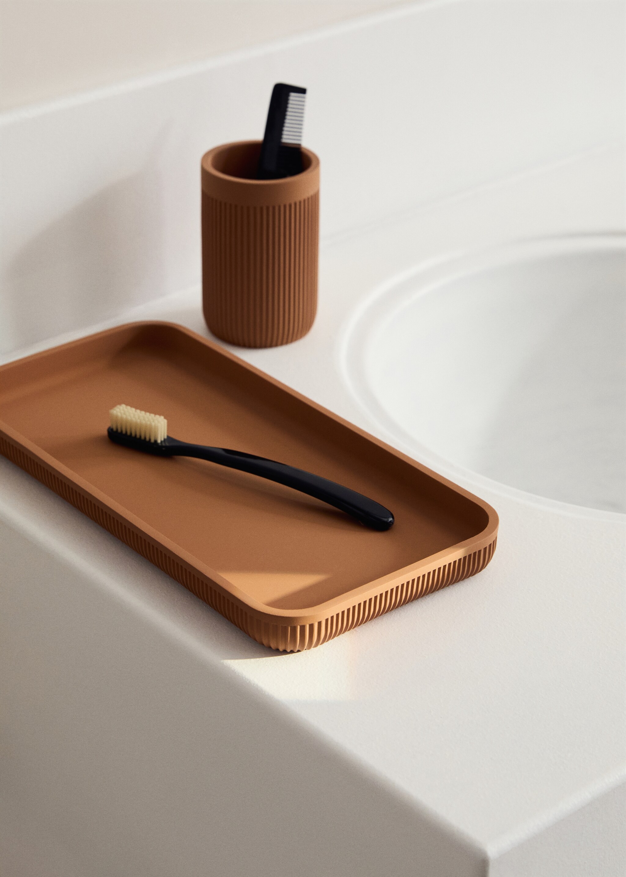 Resin bathroom tray - General plane